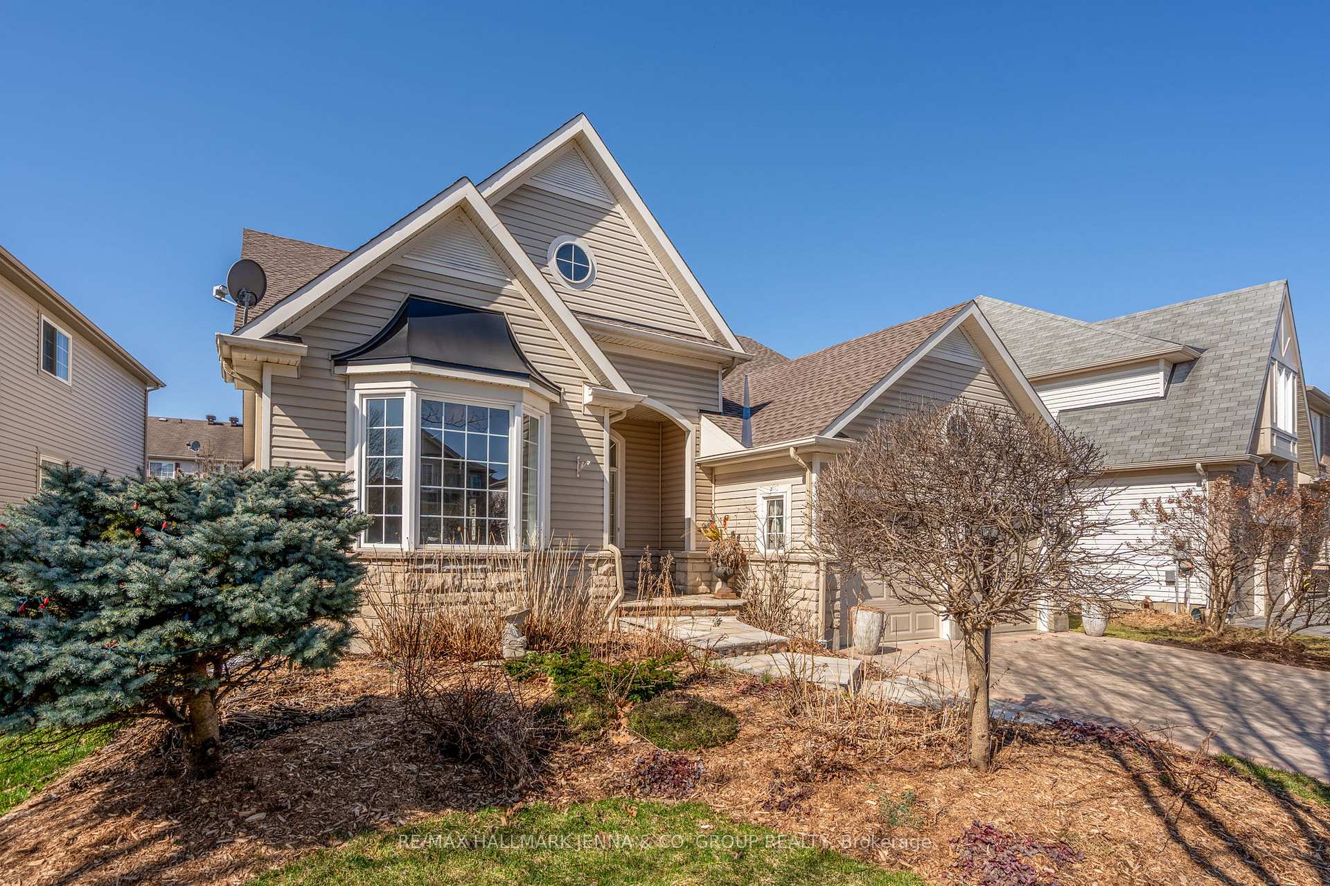 Photo 3 of 253 Castlegarth Crescent, Ottawa, Barrhaven - Stonebridge — HOMEH