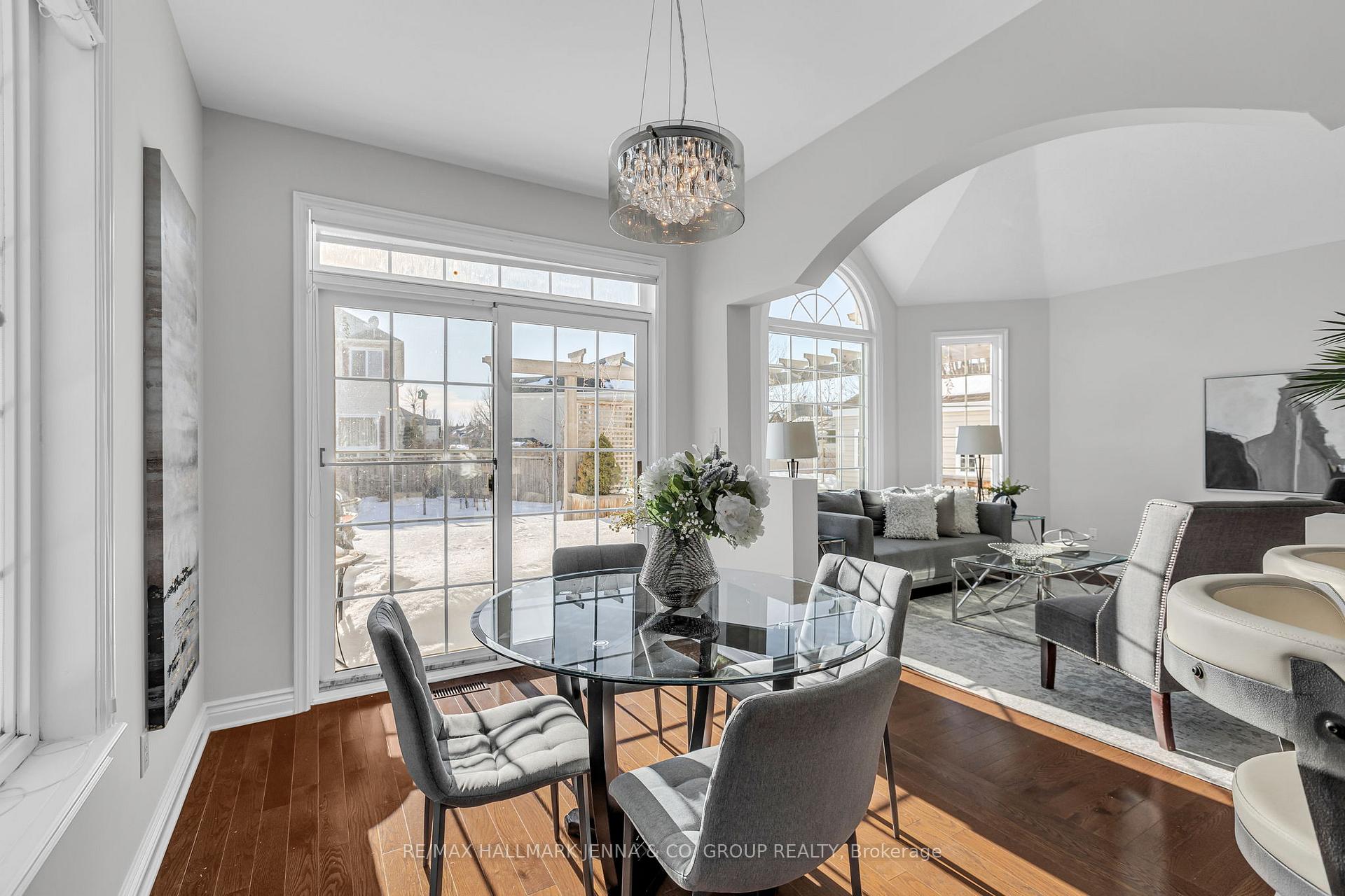 Photo 19 of 253 Castlegarth Crescent, Ottawa, Barrhaven - Stonebridge — HOMEH