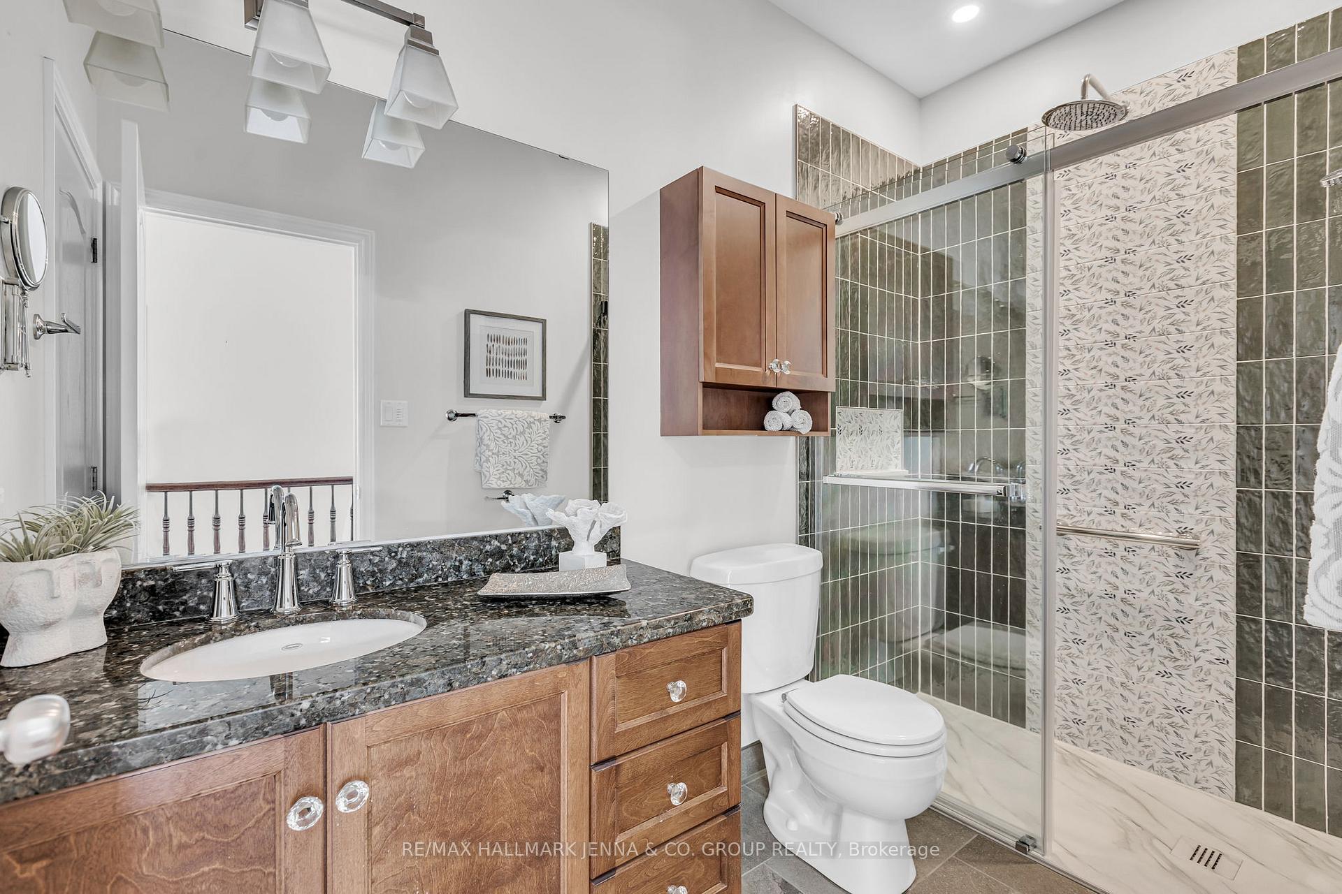 Photo 21 of 253 Castlegarth Crescent, Ottawa, Barrhaven - Stonebridge — HOMEH