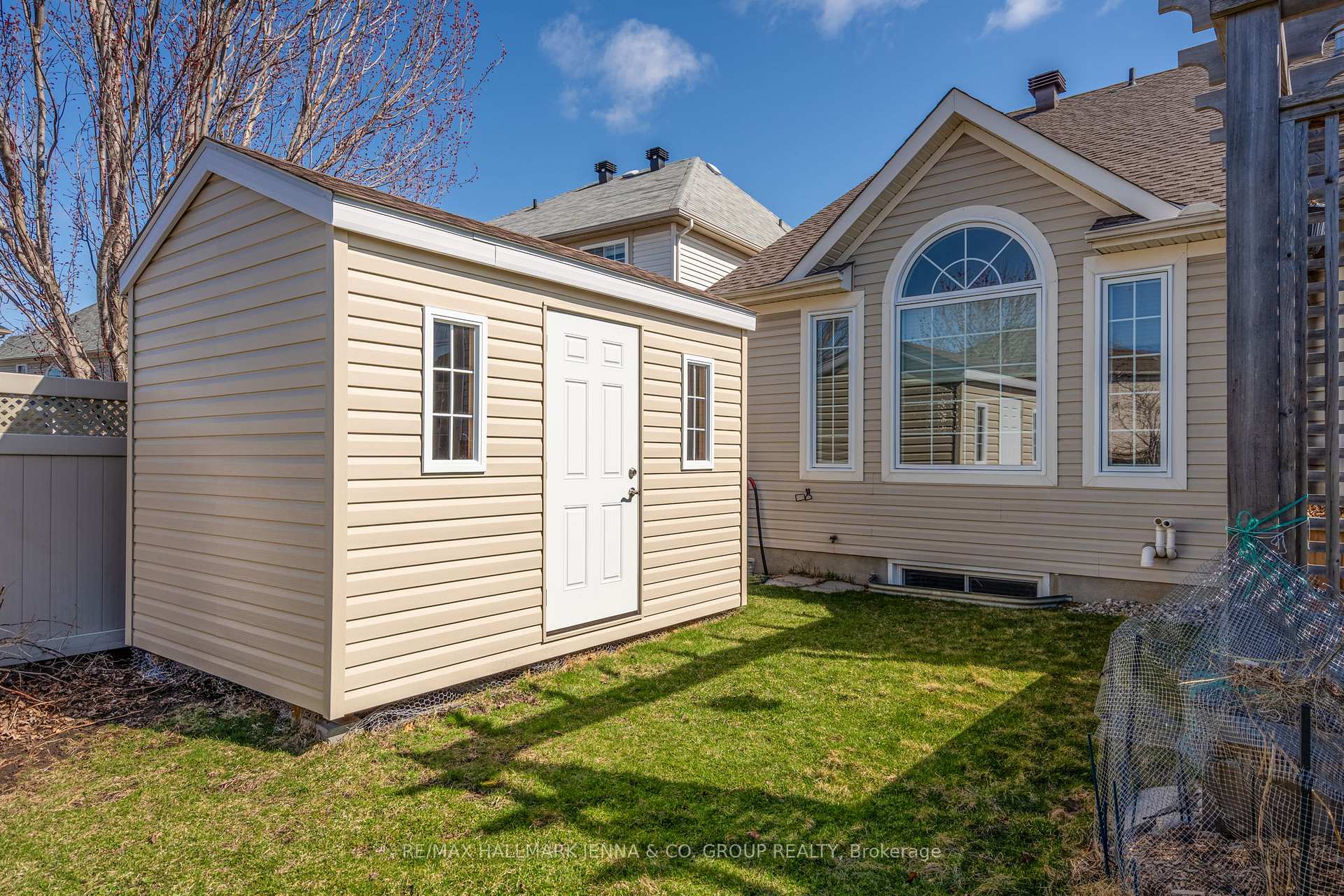 Photo 48 of 253 Castlegarth Crescent, Ottawa, Barrhaven - Stonebridge — HOMEH
