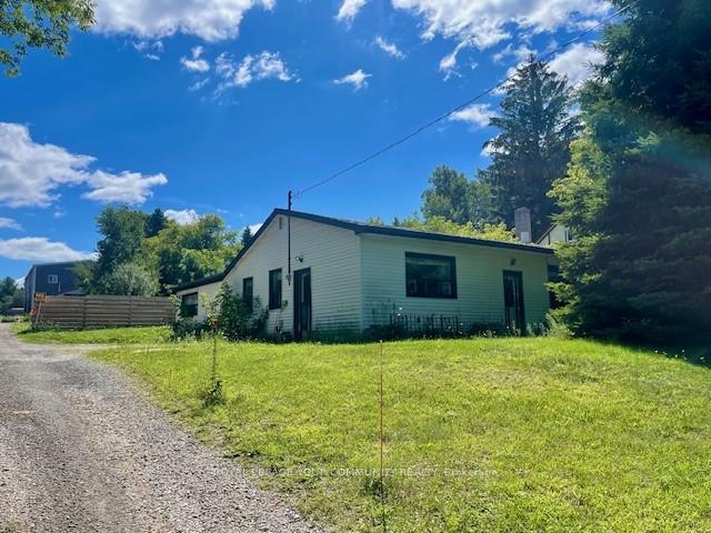 Photo 1 of 3555 17th Side Road, King, Rural King — HOMEH