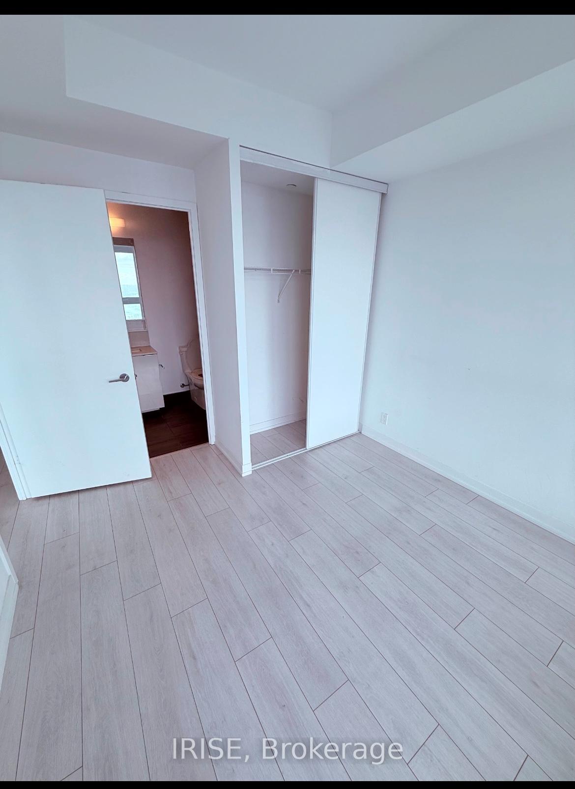 Photo 2 of Unit 3105, 5 Buttermill Avenue S, Vaughan, Vaughan Corporate Centre — HOMEH