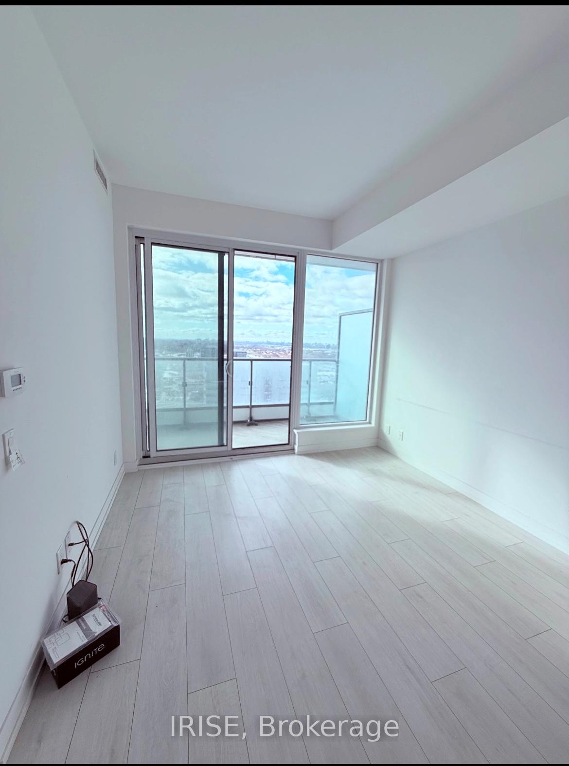 Photo 9 of Unit 3105, 5 Buttermill Avenue S, Vaughan, Vaughan Corporate Centre — HOMEH
