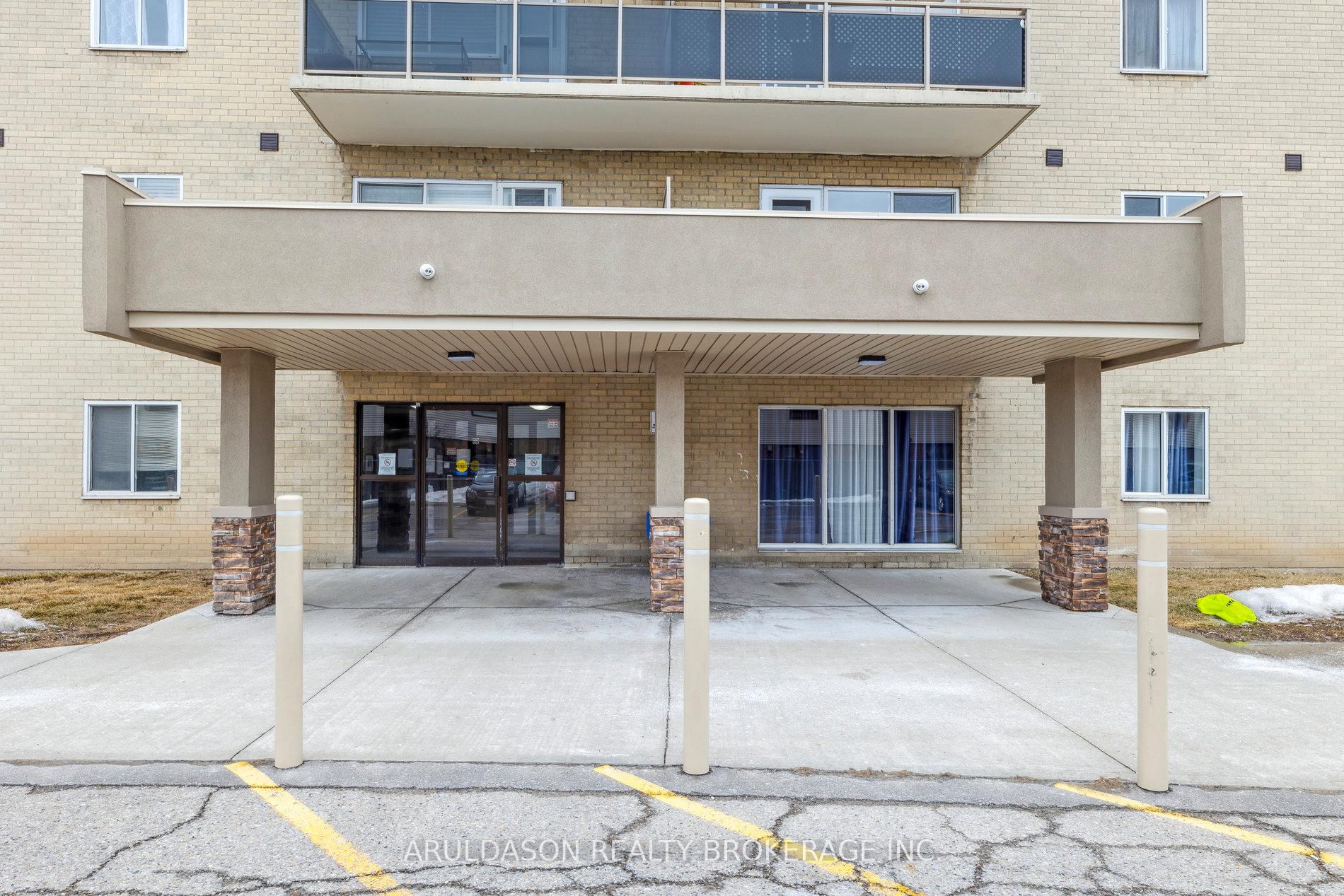 Photo 16 of Unit 107, 936 Glen Street, Oshawa, Lakeview — HOMEH