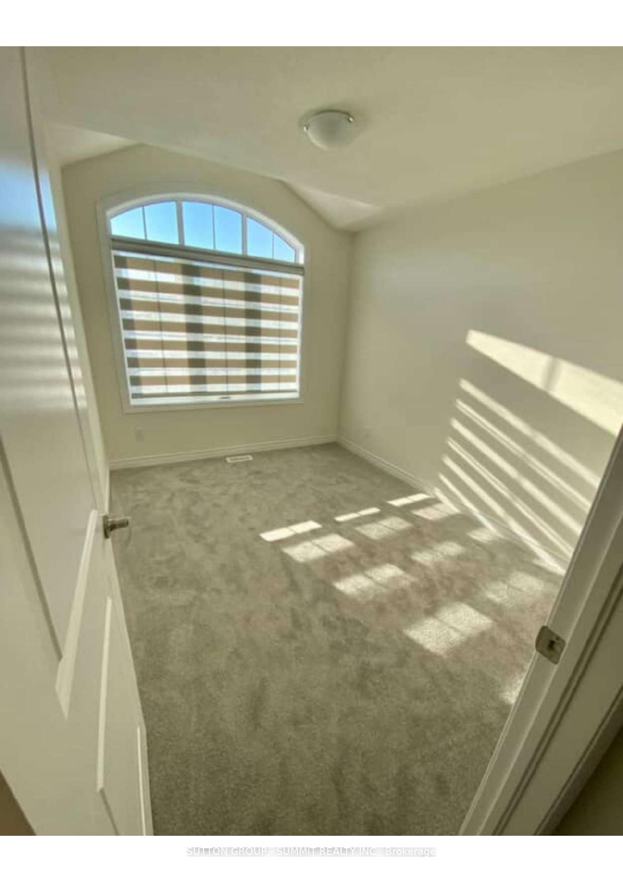Photo 12 of 75 Grassbourne, Kitchener — HOMEH