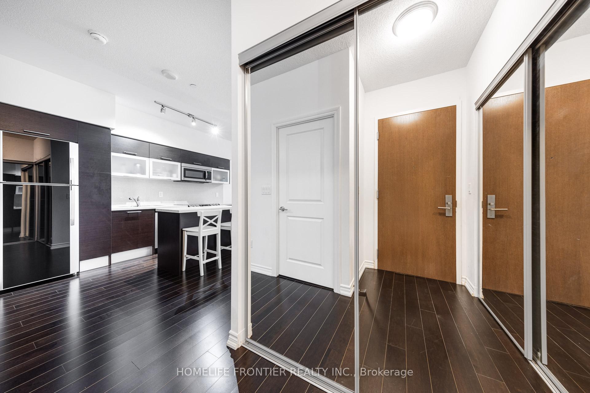 Photo 27 of Unit 5609, 386 Yonge Street, Toronto, Bay Street Corridor — HOMEH