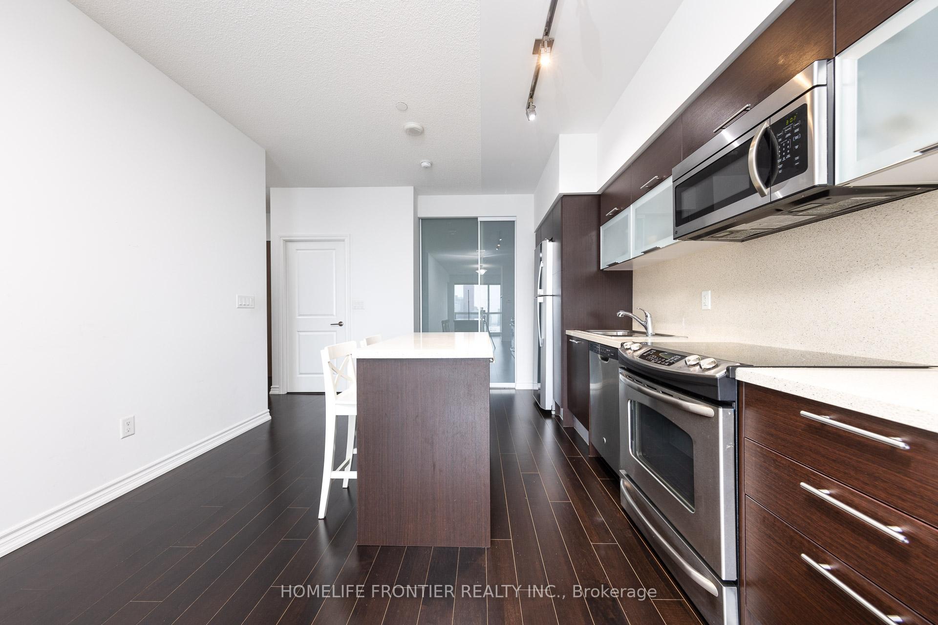 Photo 8 of Unit 5609, 386 Yonge Street, Toronto, Bay Street Corridor — HOMEH
