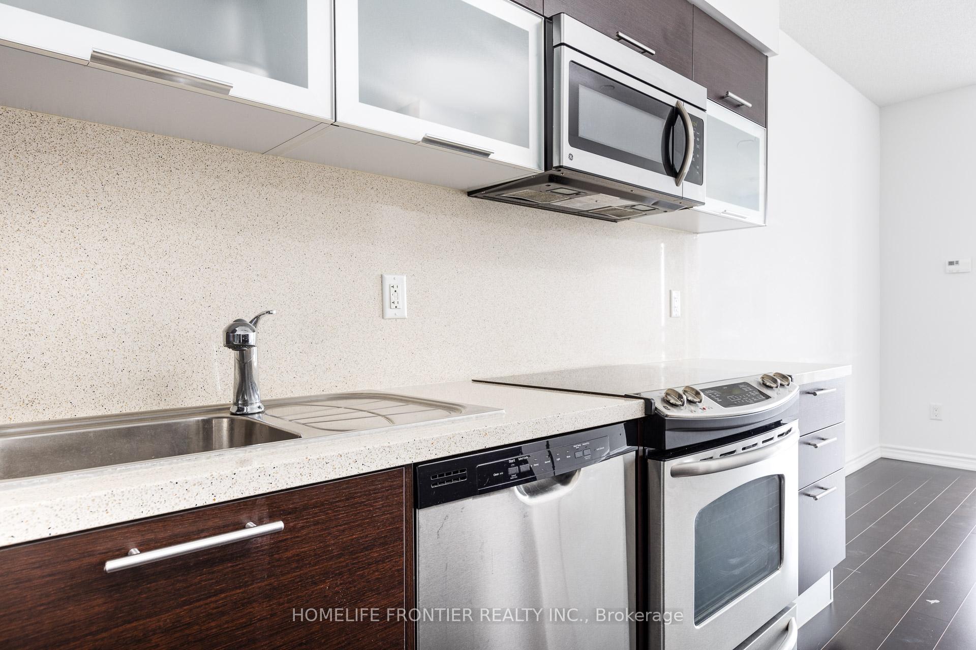 Photo 12 of Unit 5609, 386 Yonge Street, Toronto, Bay Street Corridor — HOMEH