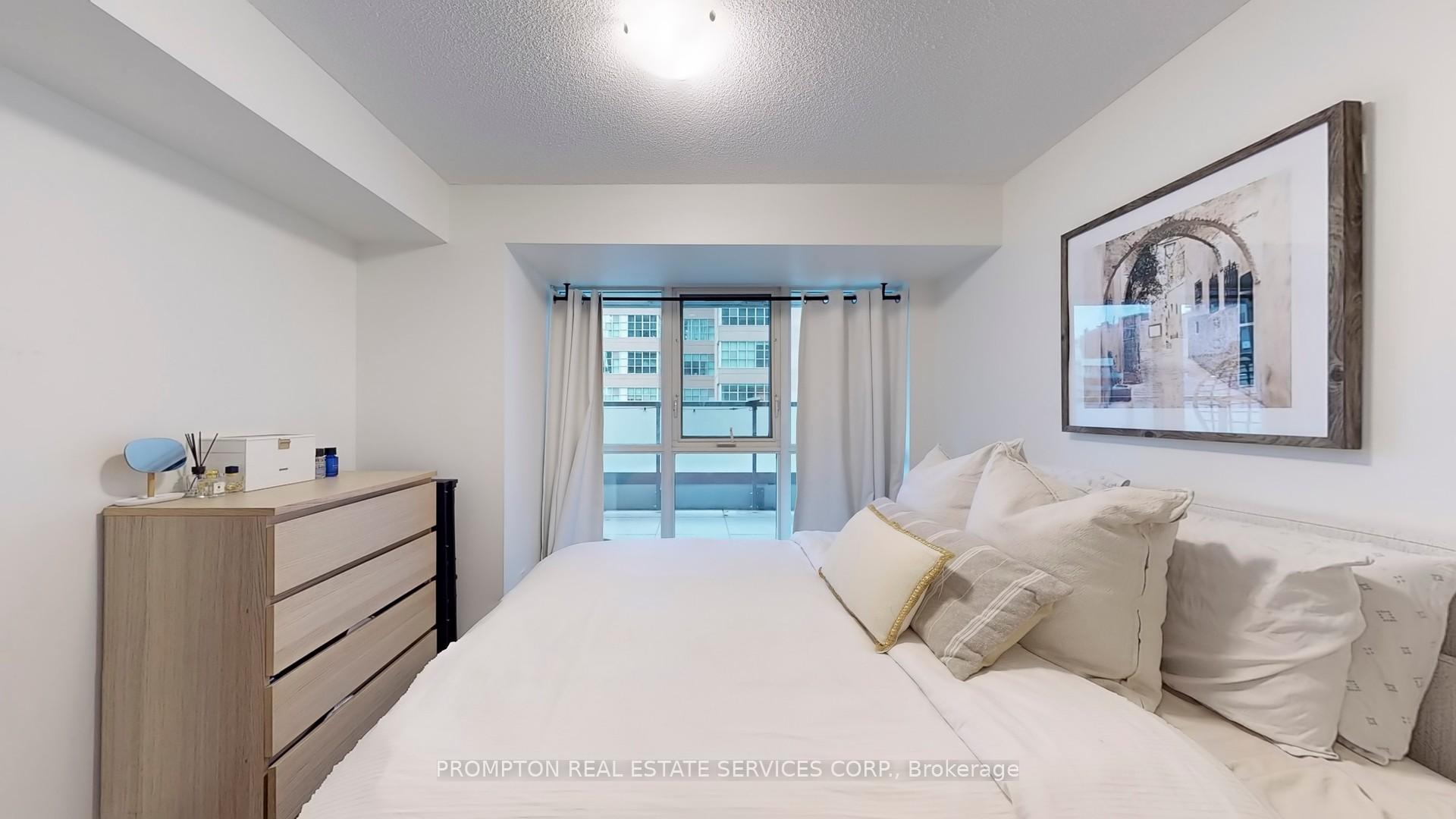 Photo 14 of Unit 307, 125 Redpath Avenue, Toronto, Mount Pleasant West — HOMEH