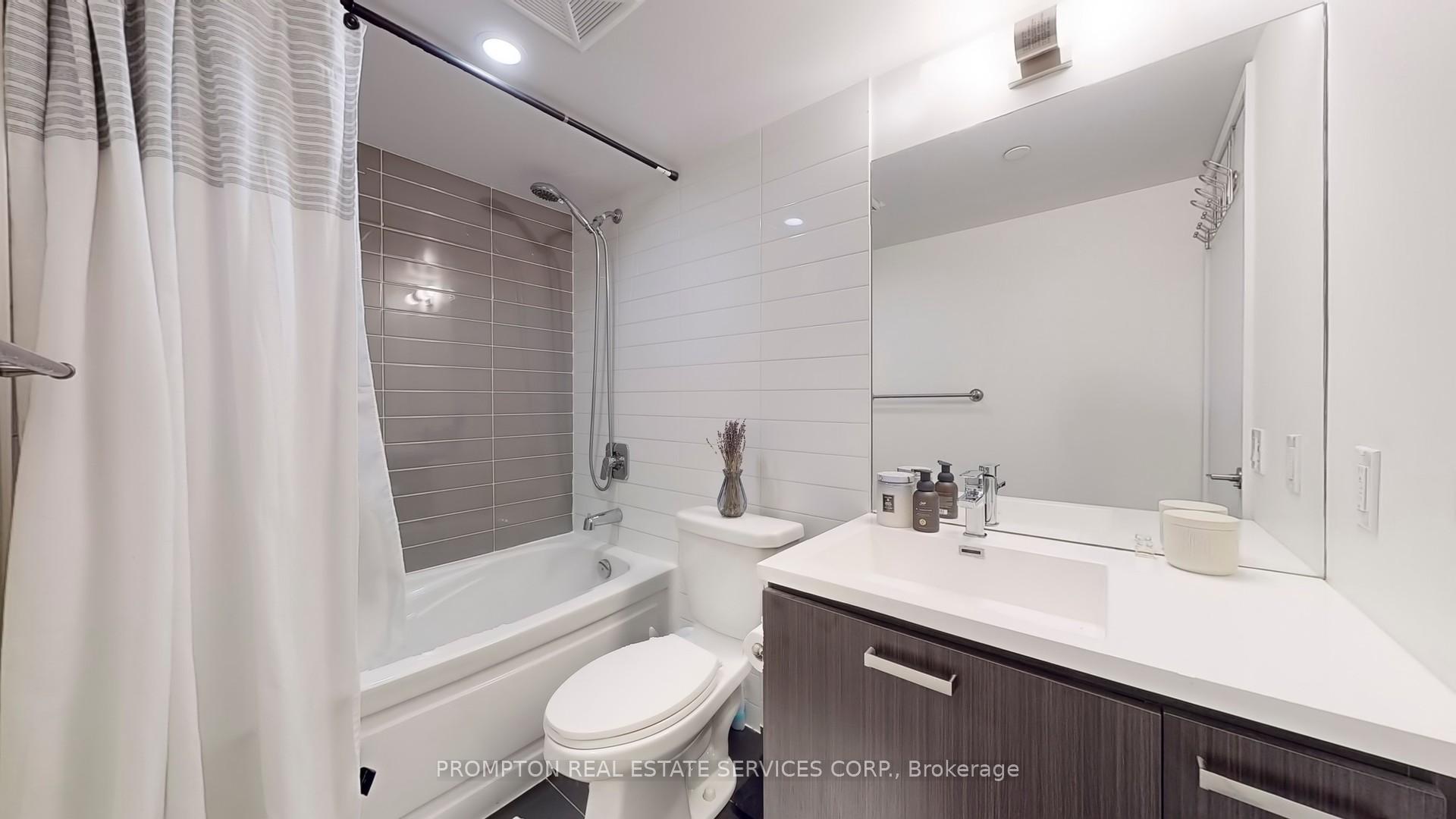 Photo 8 of Unit 307, 125 Redpath Avenue, Toronto, Mount Pleasant West — HOMEH