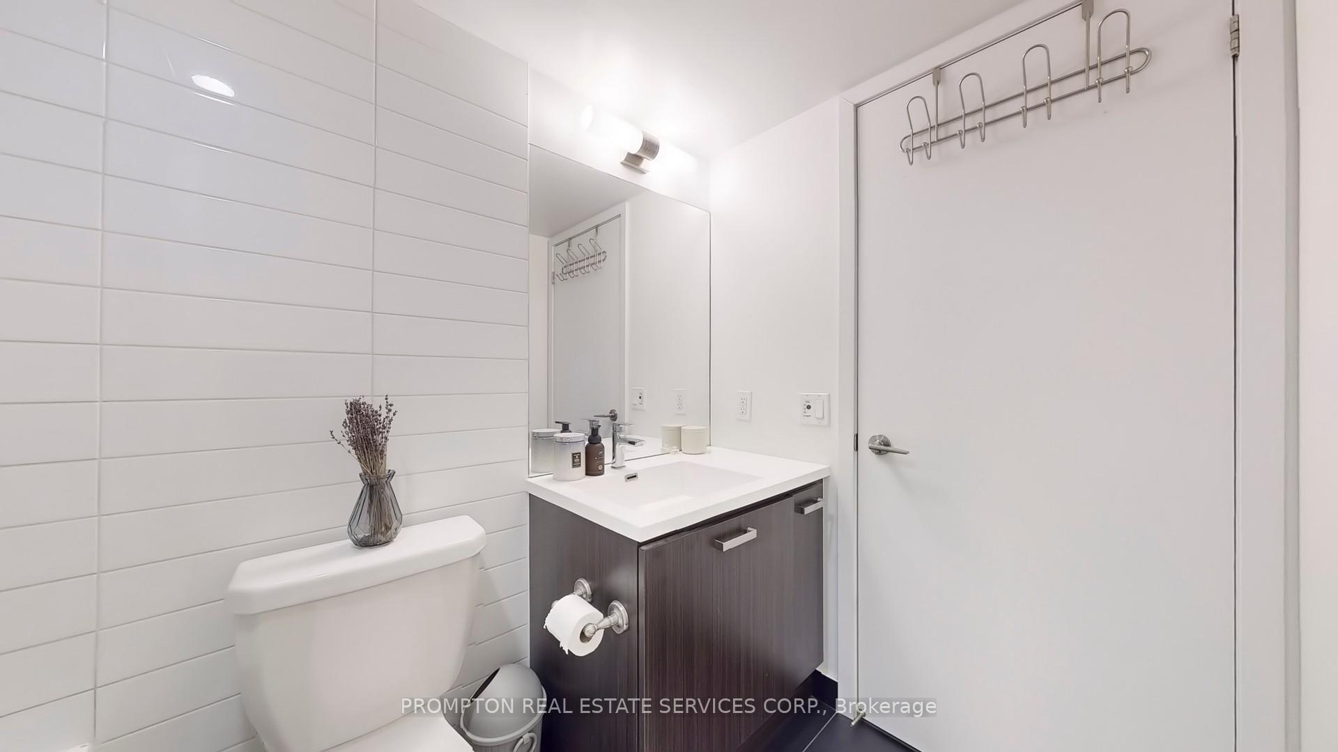 Photo 11 of Unit 307, 125 Redpath Avenue, Toronto, Mount Pleasant West — HOMEH