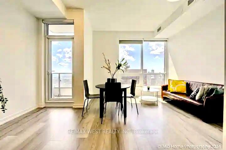 Photo 2 of Unit 5406, 395 Bloor Street E, Toronto, North St. James Town — HOMEH