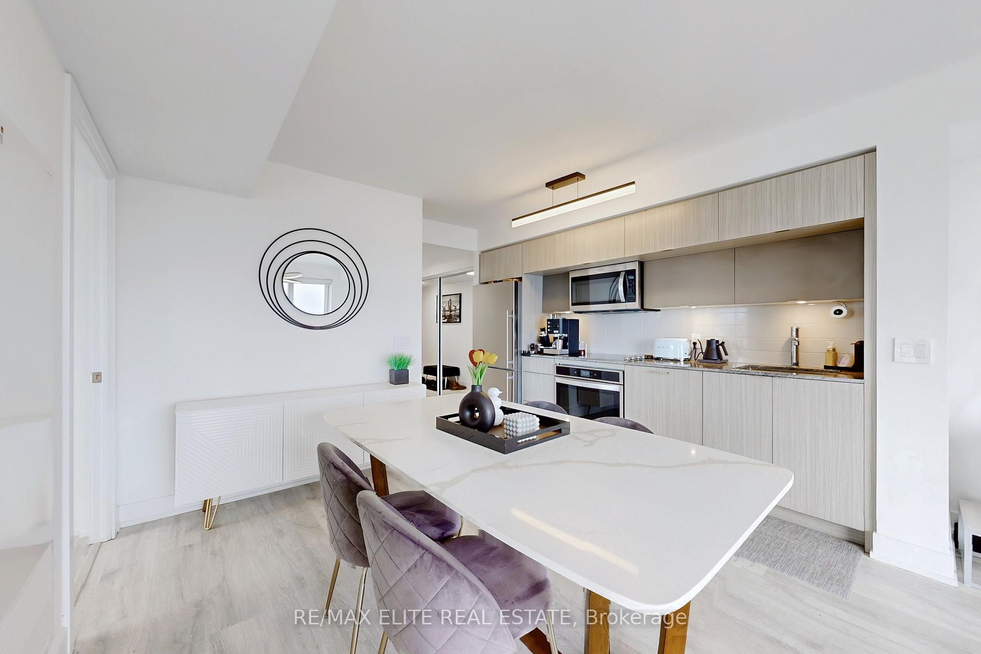 Photo 7 of Unit 2418, 585 Bloor Street E, Toronto, North St. James Town — HOMEH