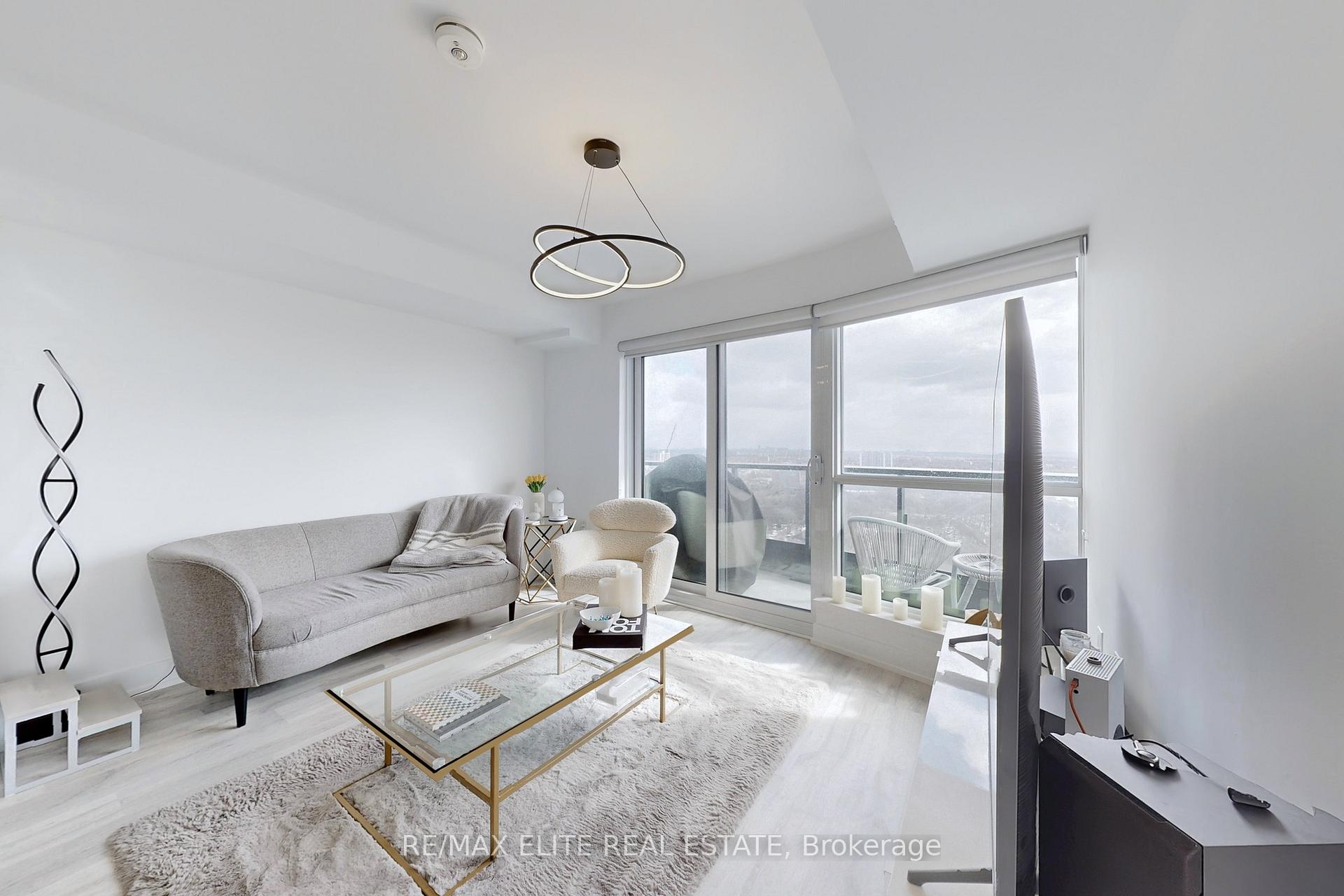 Photo 3 of Unit 2418, 585 Bloor Street E, Toronto, North St. James Town — HOMEH