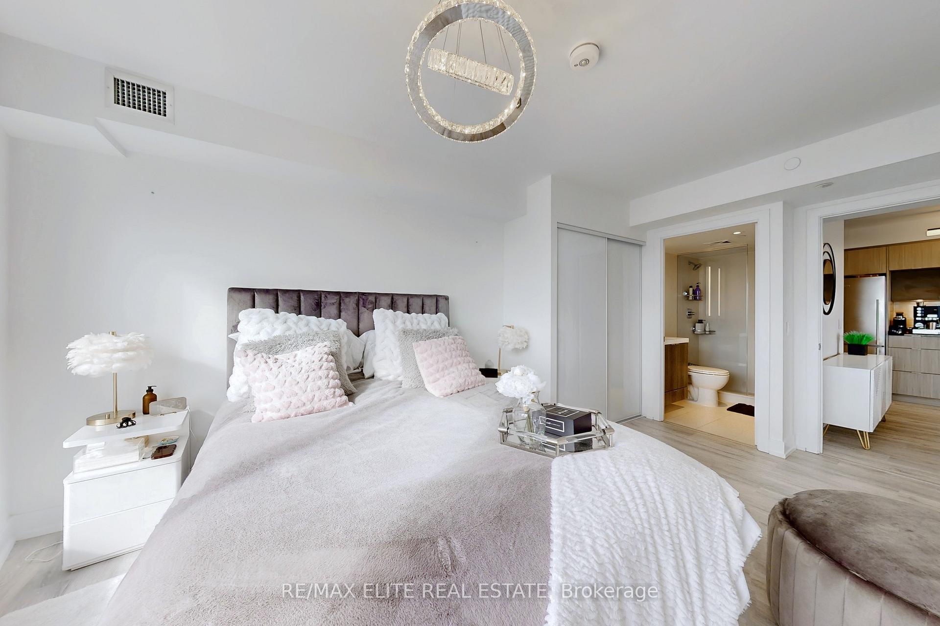 Photo 12 of Unit 2418, 585 Bloor Street E, Toronto, North St. James Town — HOMEH