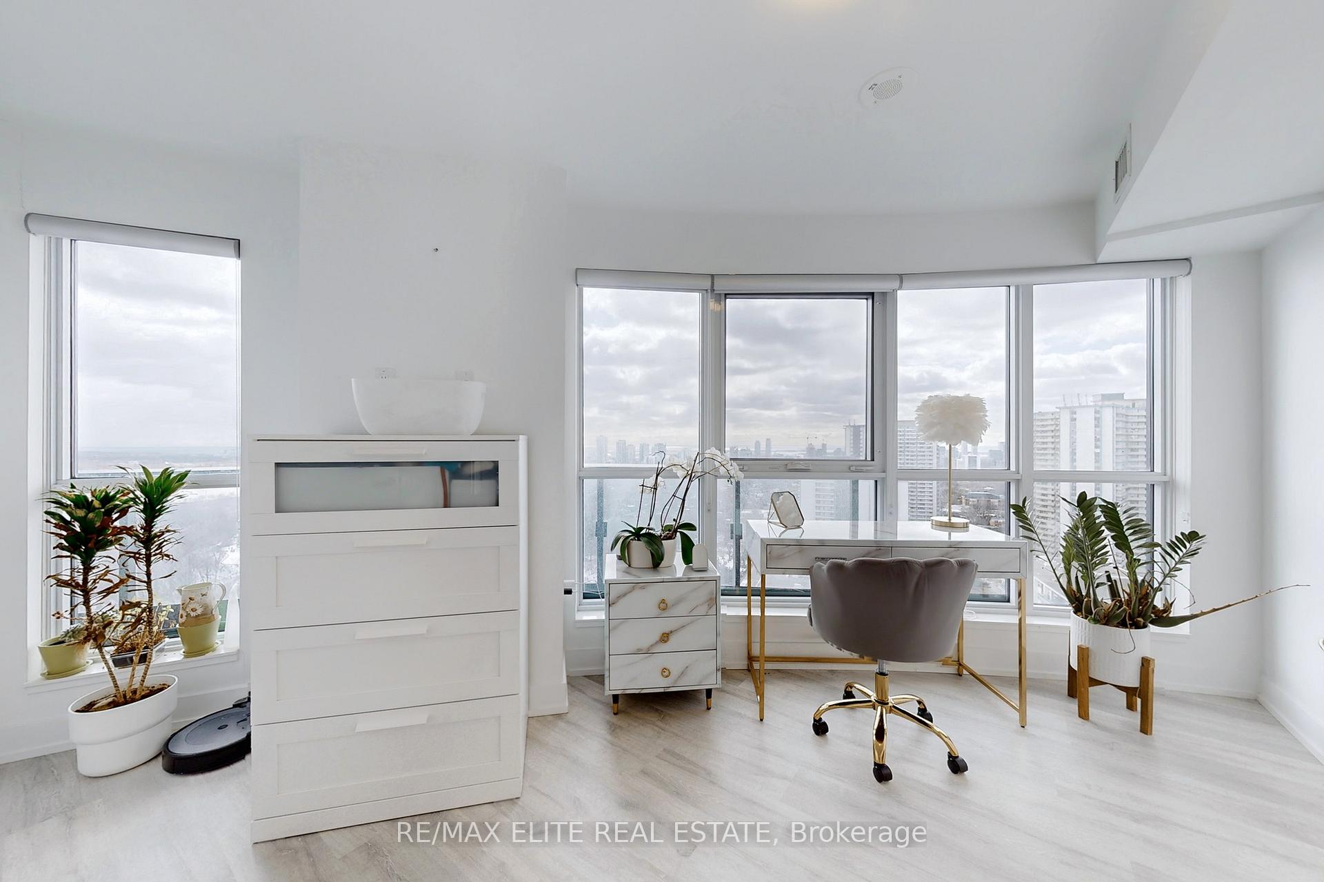 Photo 15 of Unit 2418, 585 Bloor Street E, Toronto, North St. James Town — HOMEH