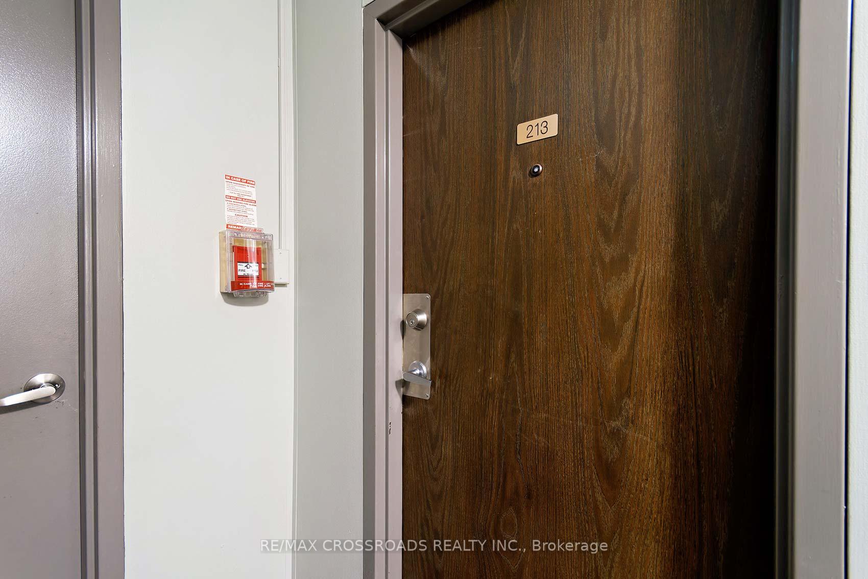 Photo 8 of Unit 213, 370 Dixon Road, Etobicoke, Kingsview Village-The Westway — HOMEH