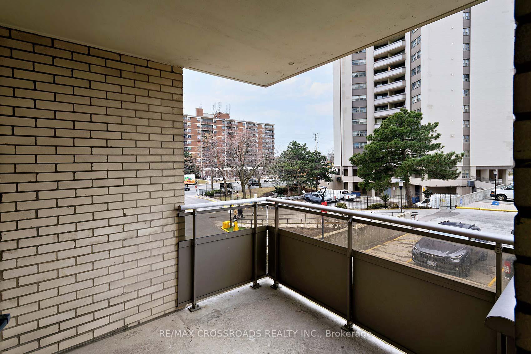 Photo 14 of Unit 213, 370 Dixon Road, Etobicoke, Kingsview Village-The Westway — HOMEH