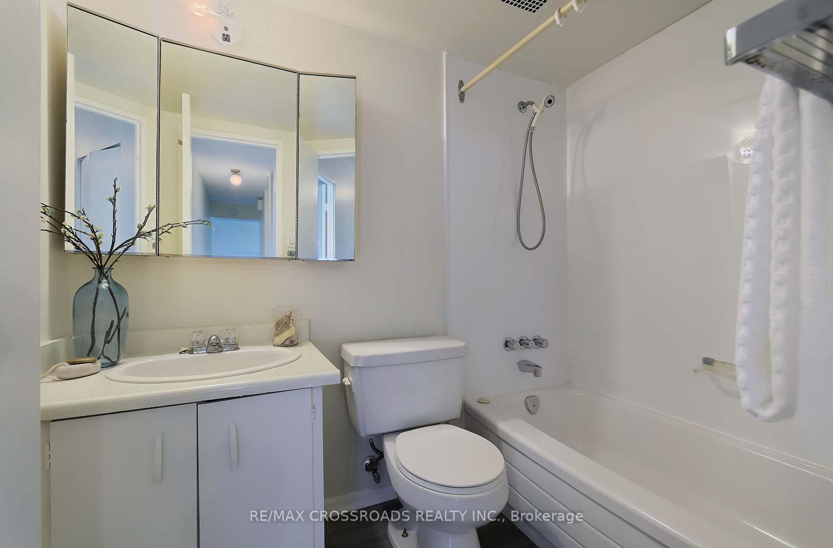 Photo 28 of Unit 213, 370 Dixon Road, Etobicoke, Kingsview Village-The Westway — HOMEH