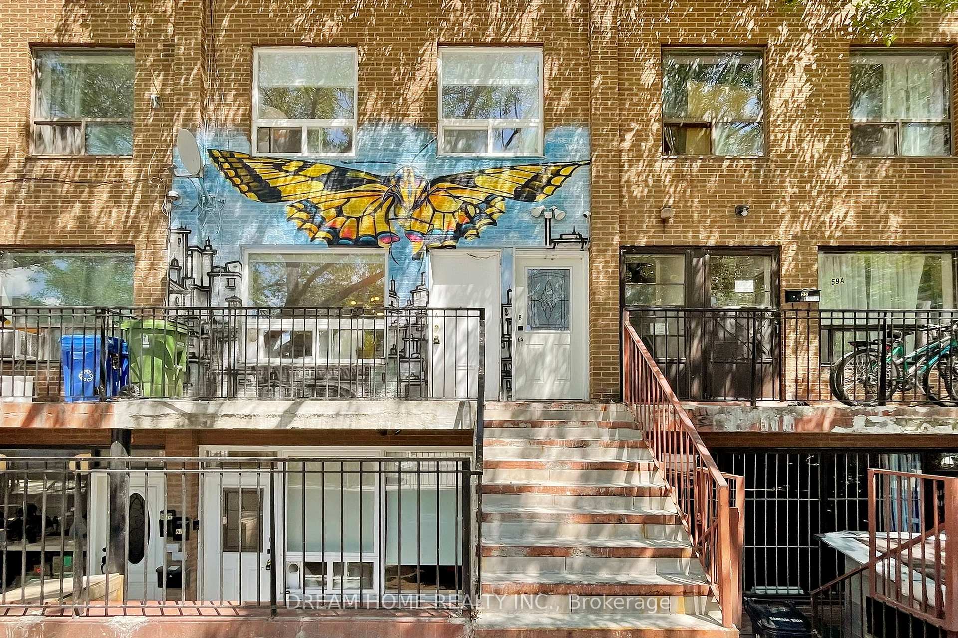 Photo 6 of Unit Apt C, 61 Cameron Street, Toronto, Kensington-Chinatown — HOMEH