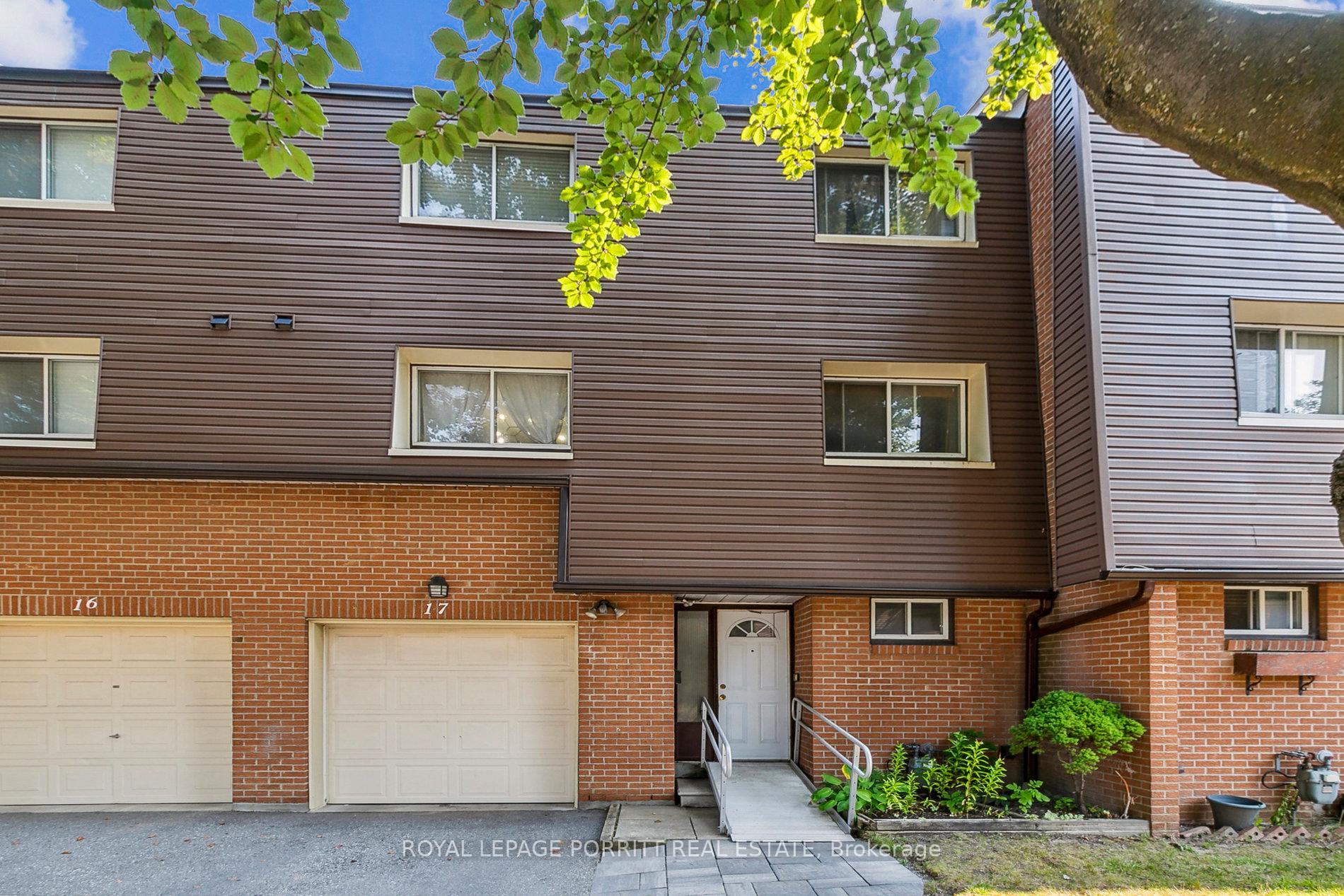 Front of Unit 17, 1415 Fieldlight Boulevard