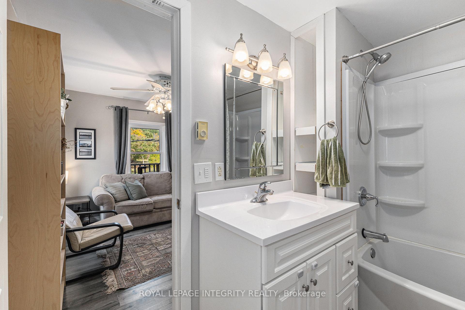 Photo 20 of 1081 Elm Tree Road, Frontenac, Frontenac Centre — HOMEH