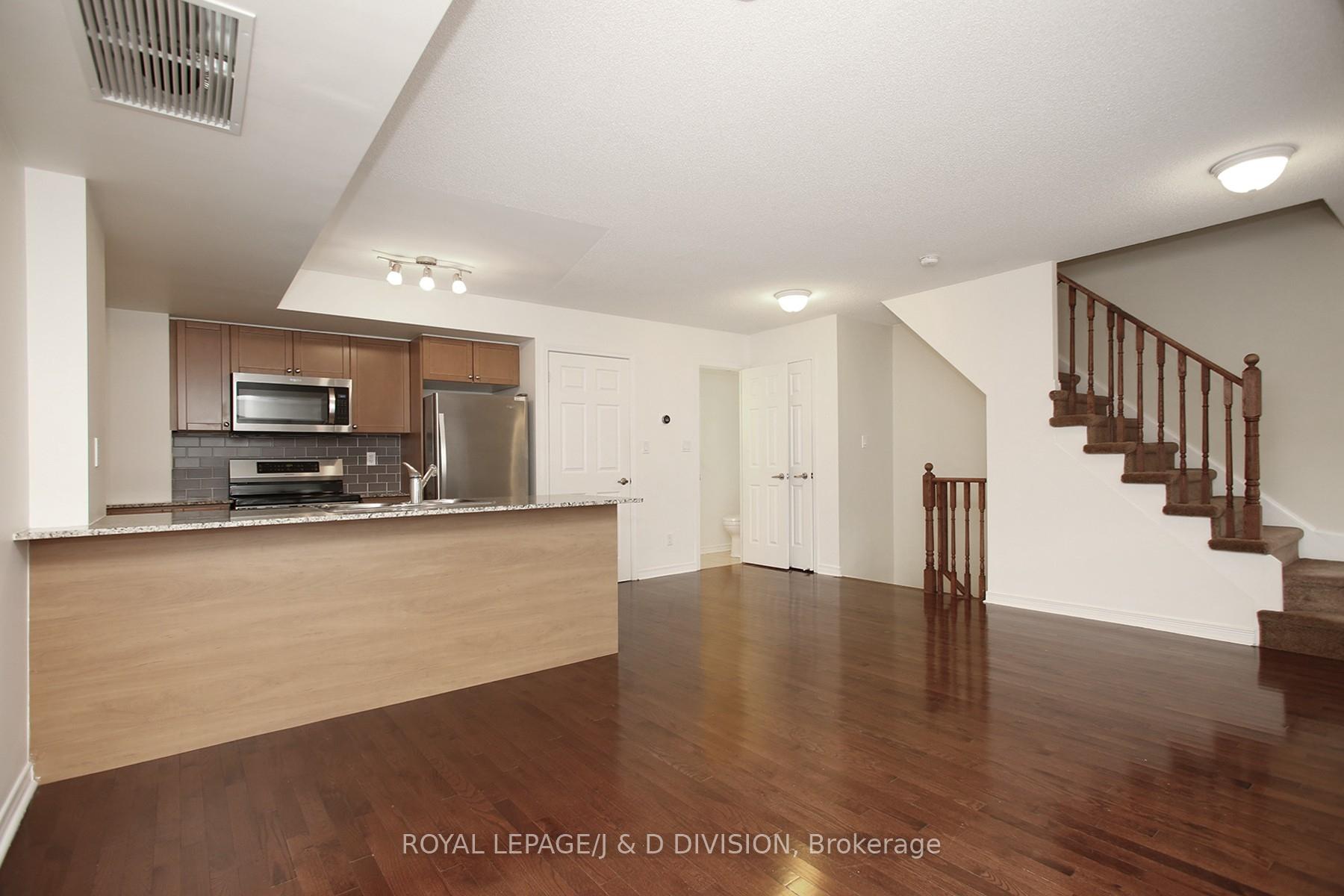 Photo 2 of Unit 229, 11 Ruttan Street, Toronto, Dufferin Grove — HOMEH