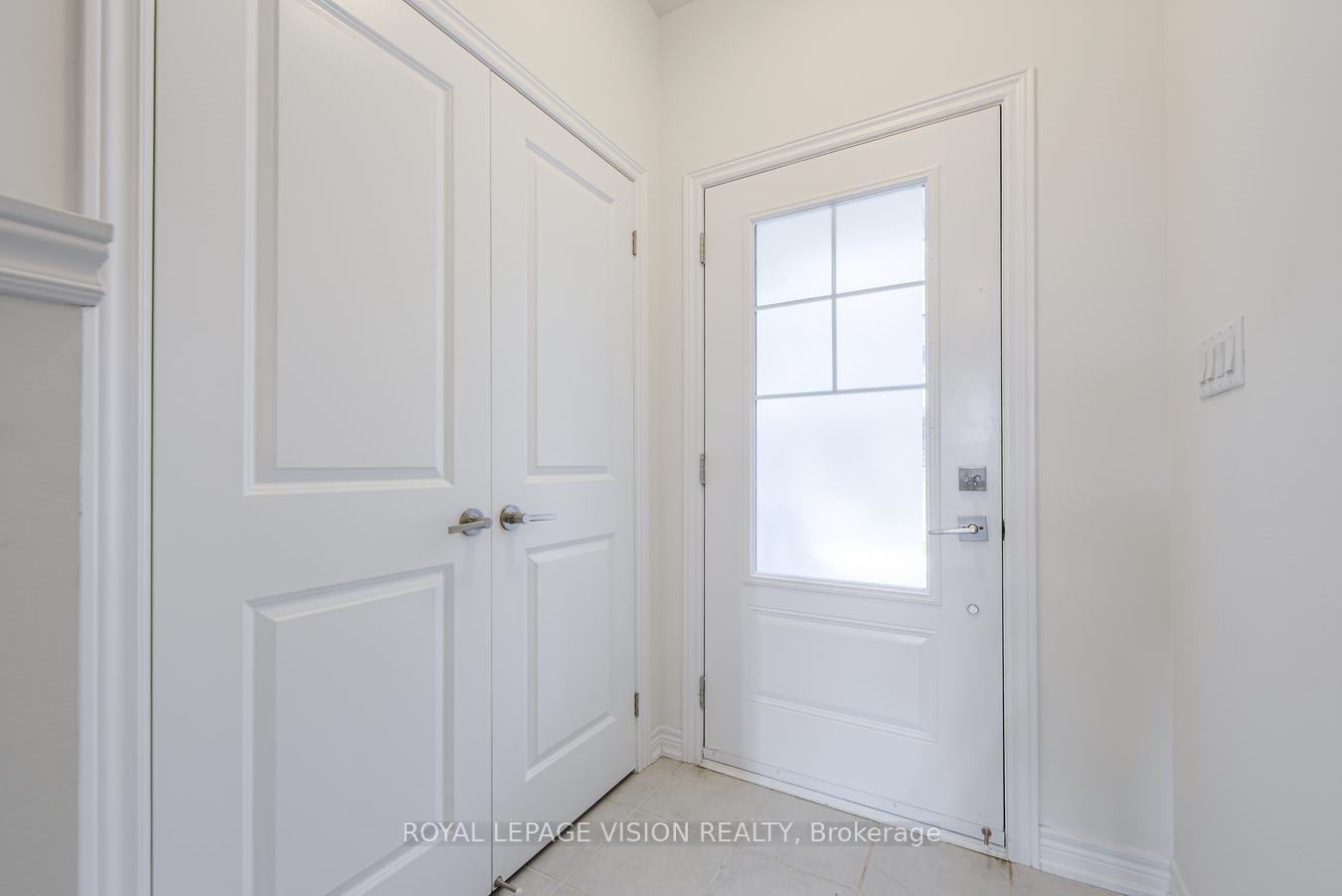 Photo 39 of 10 Folcroft Street, Brampton, Credit Valley — HOMEH