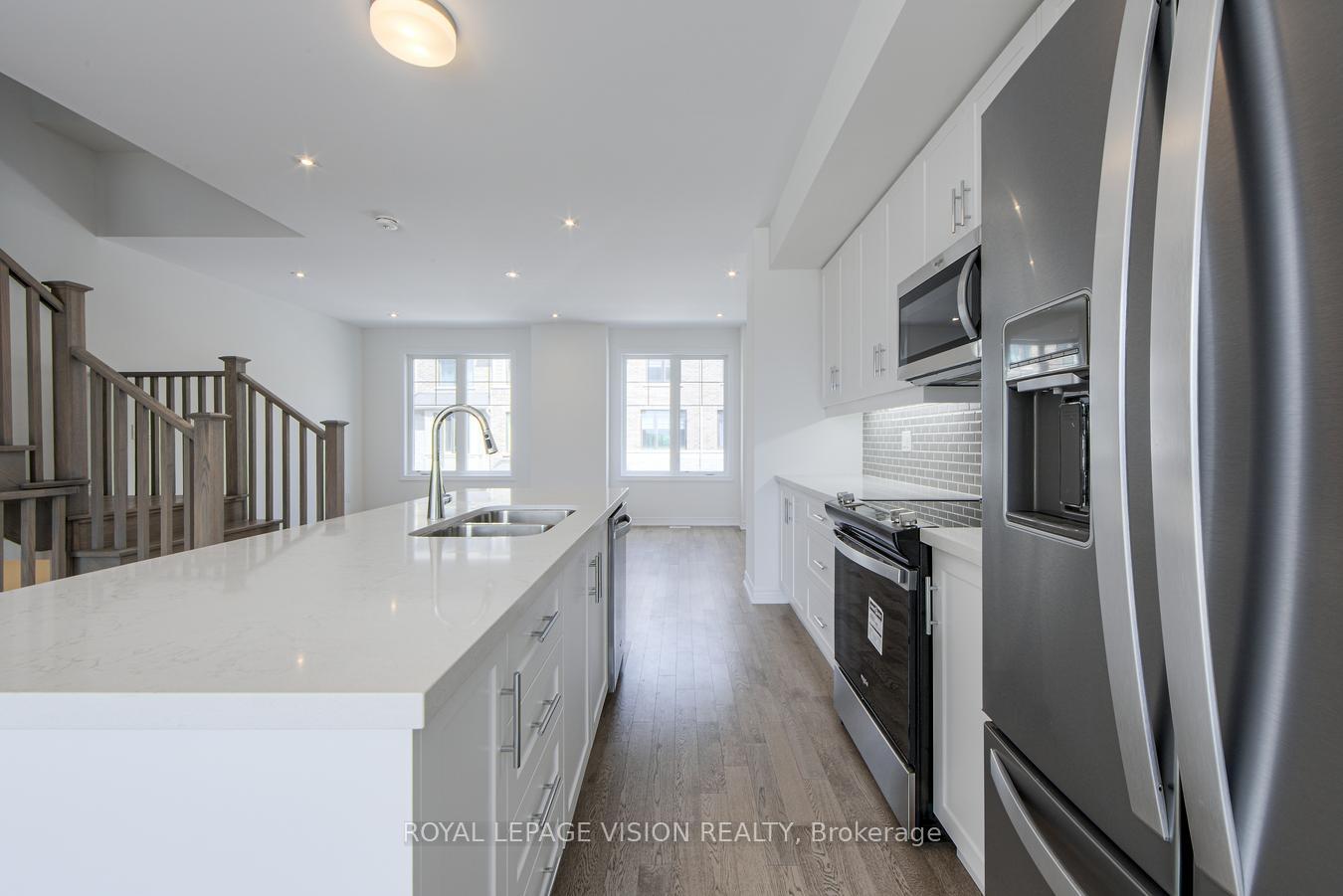 Photo 14 of 10 Folcroft Street, Brampton, Credit Valley — HOMEH