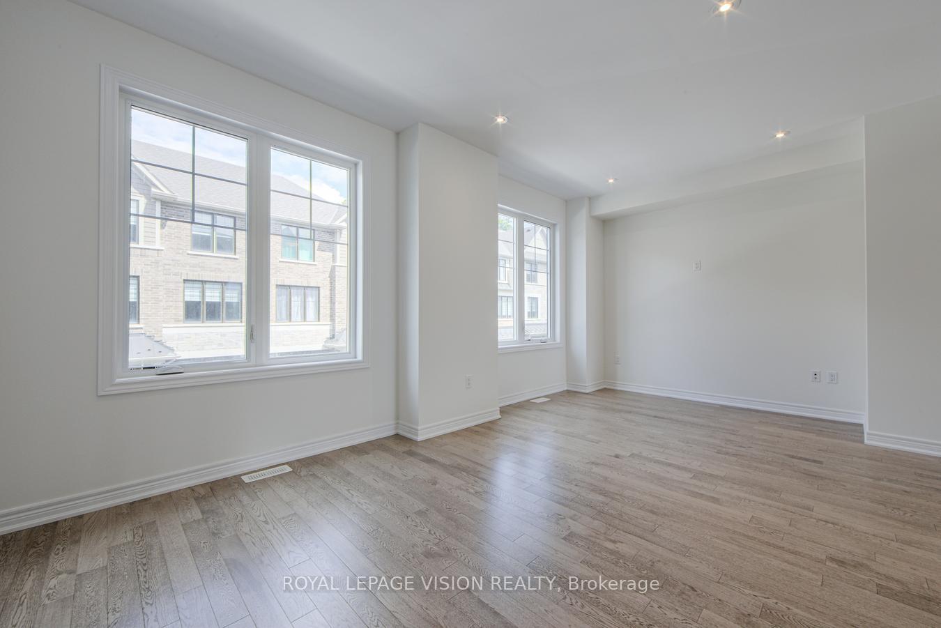 Photo 22 of 10 Folcroft Street, Brampton, Credit Valley — HOMEH