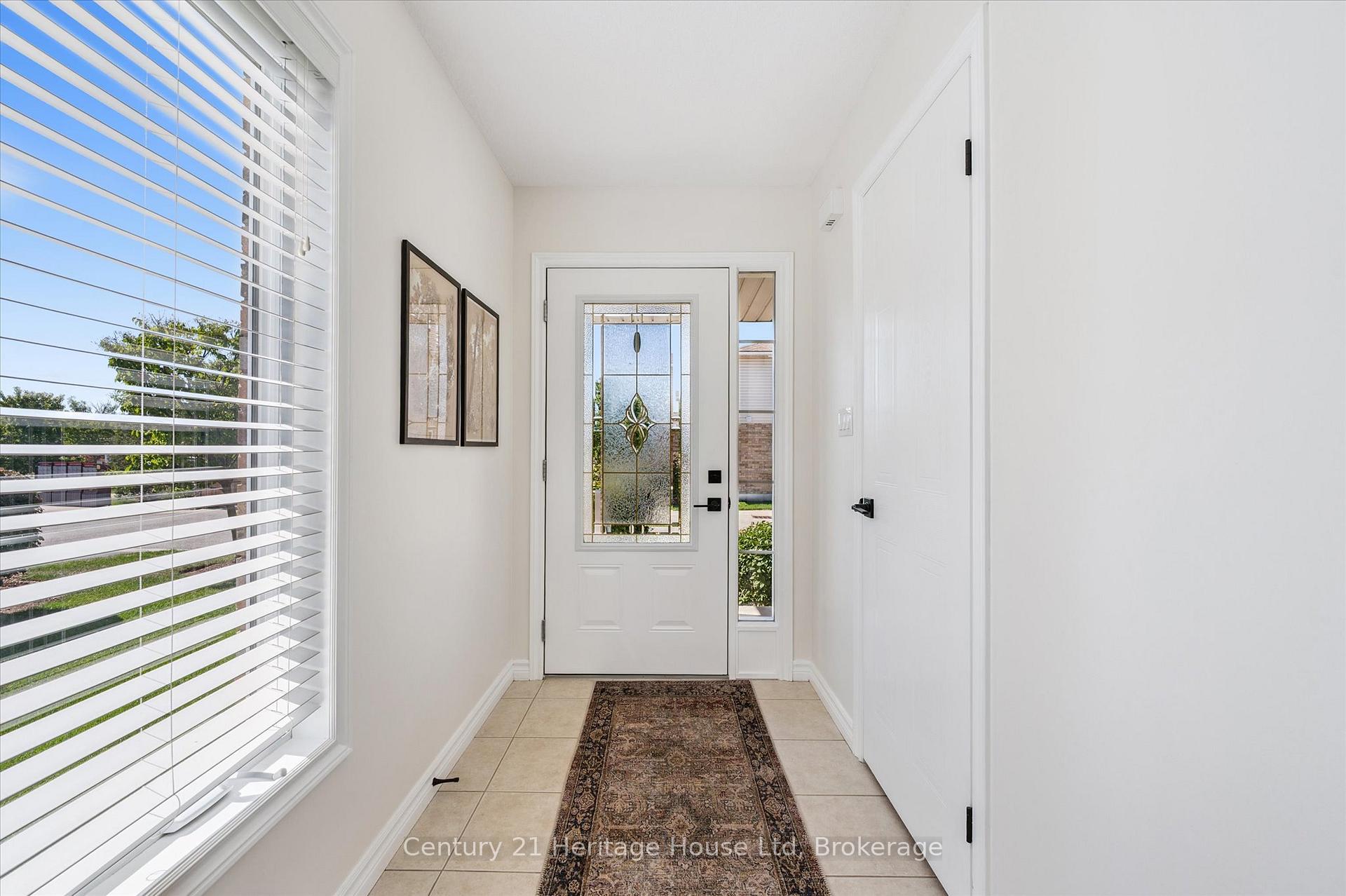 Photo 31 of Unit 7, 20 Shackleton Drive, Guelph, Grange Road — HOMEH