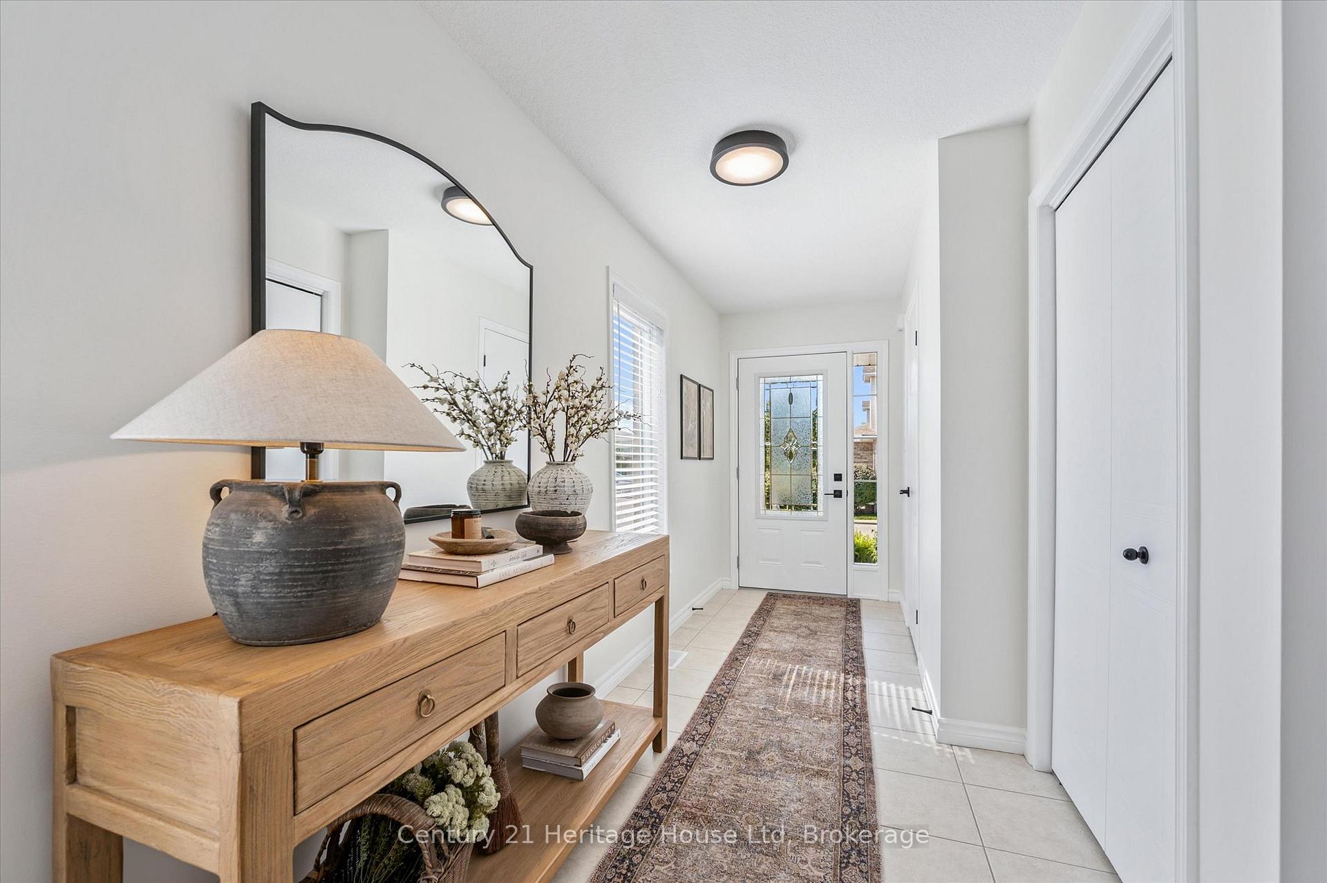 Photo 8 of Unit 7, 20 Shackleton Drive, Guelph, Grange Road — HOMEH