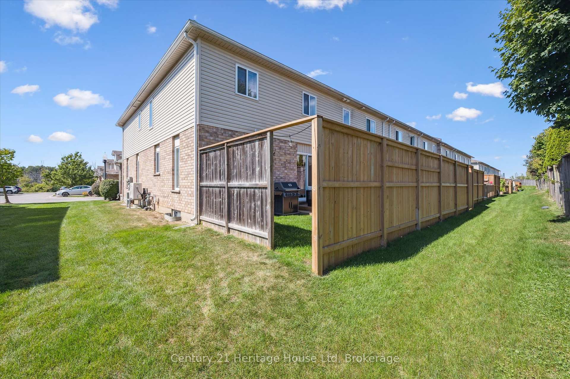 Photo 26 of Unit 7, 20 Shackleton Drive, Guelph, Grange Road — HOMEH