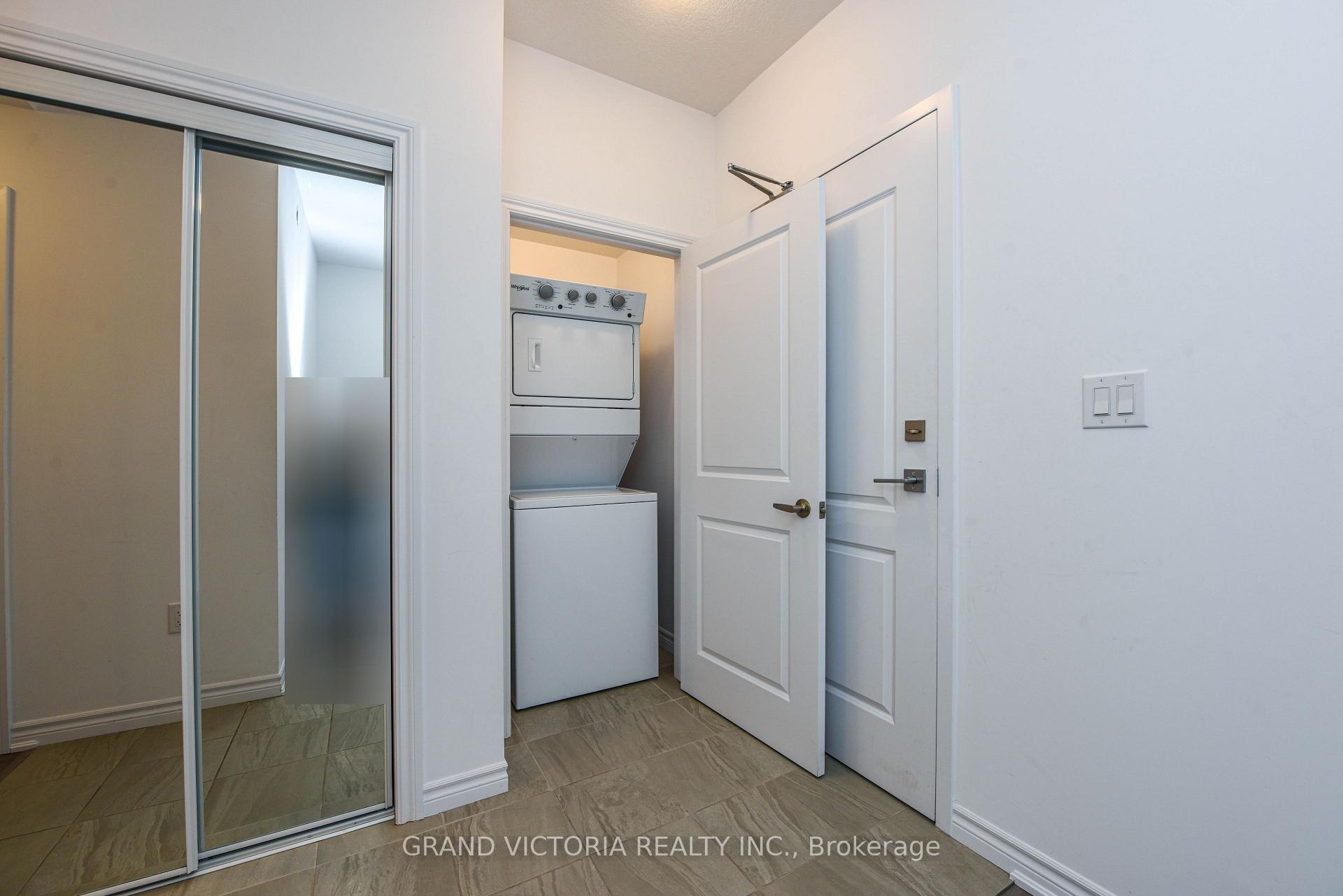 Photo 10 of Unit 306, 460 Dundas Street E, Hamilton, Waterdown — HOMEH