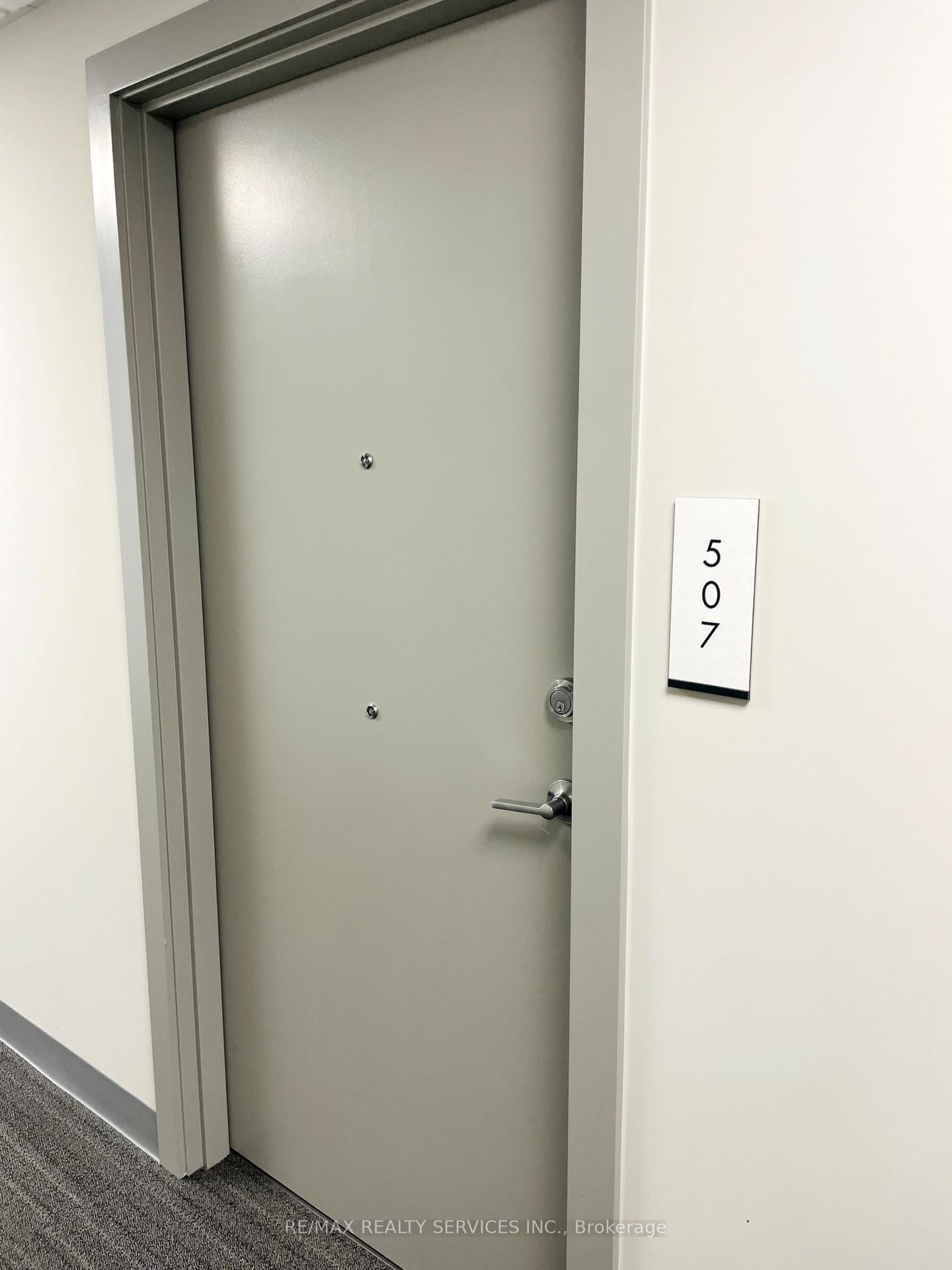 Front of Unit 507, 107 Roger Street