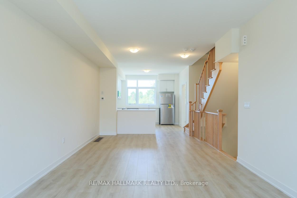 Photo 3 of Unit 703, 1695 Dersan Street, Pickering, Duffin Heights — HOMEH