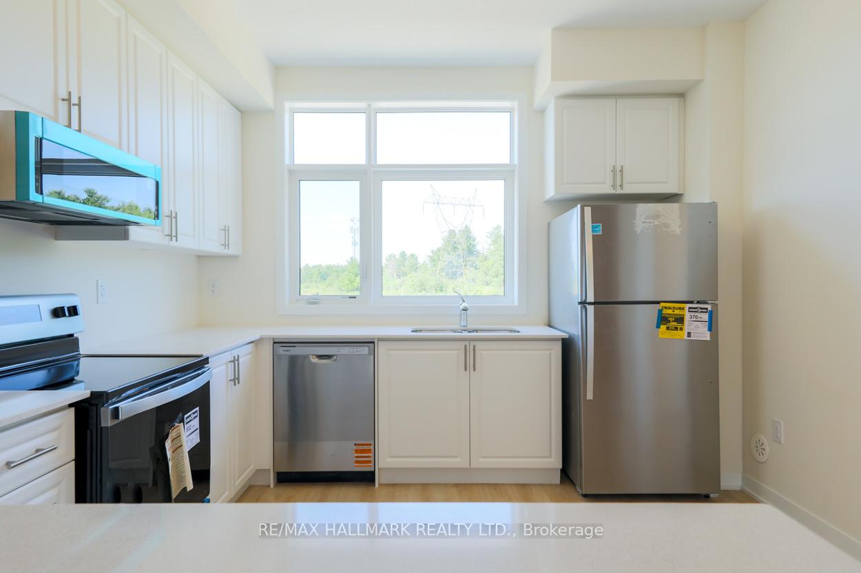 Photo 5 of Unit 703, 1695 Dersan Street, Pickering, Duffin Heights — HOMEH