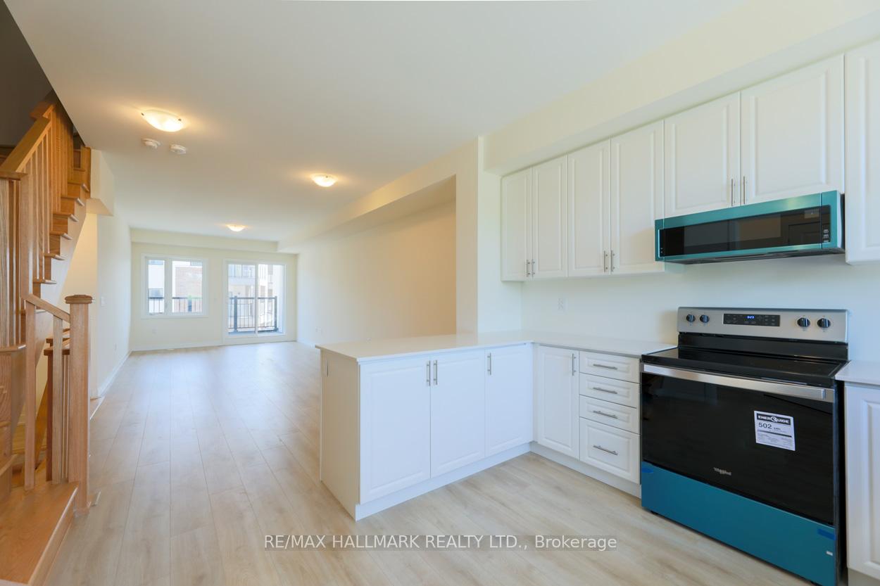 Photo 19 of Unit 703, 1695 Dersan Street, Pickering, Duffin Heights — HOMEH
