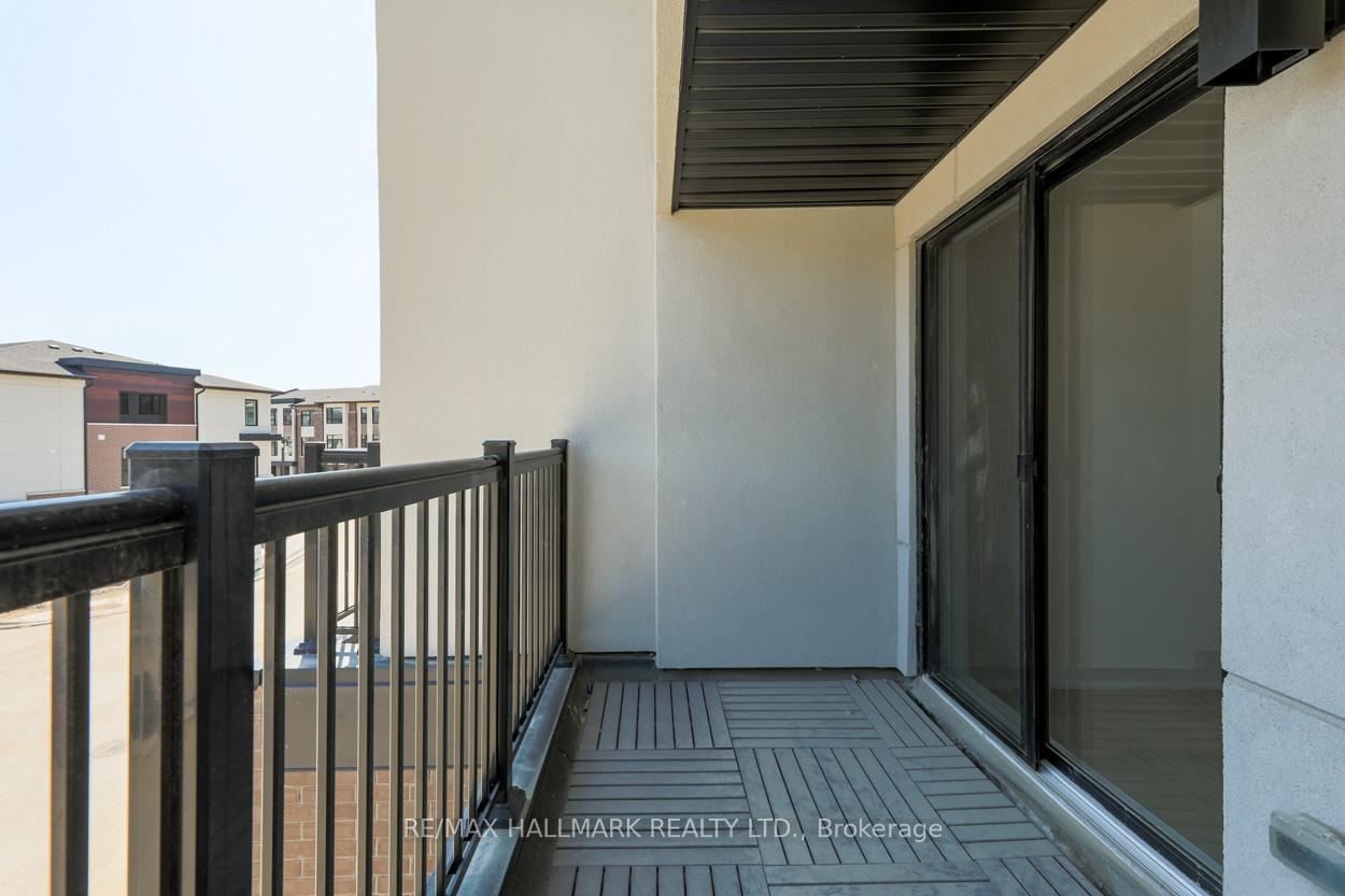 Photo 7 of Unit 703, 1695 Dersan Street, Pickering, Duffin Heights — HOMEH