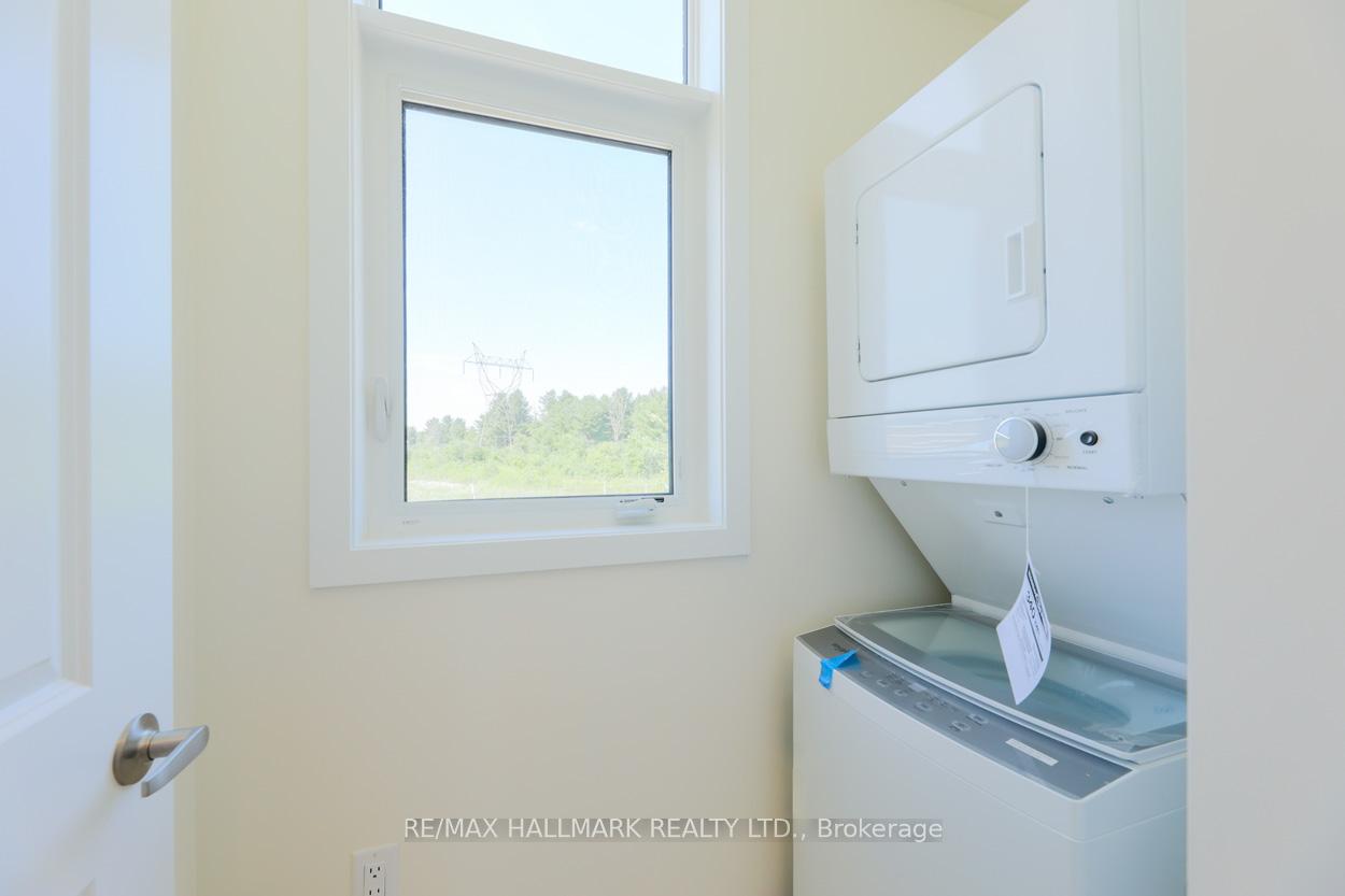 Photo 10 of Unit 703, 1695 Dersan Street, Pickering, Duffin Heights — HOMEH
