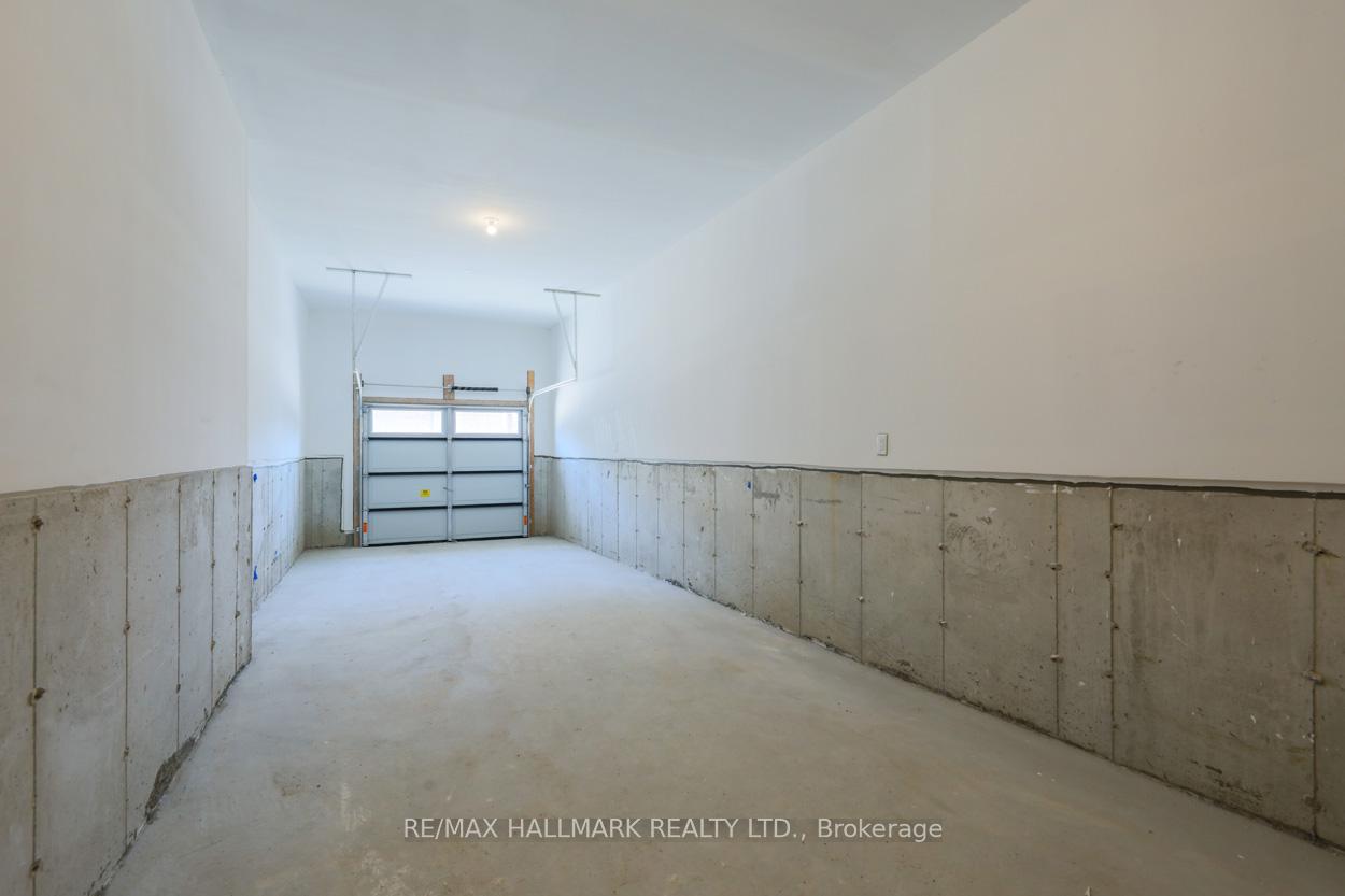Photo 11 of Unit 703, 1695 Dersan Street, Pickering, Duffin Heights — HOMEH