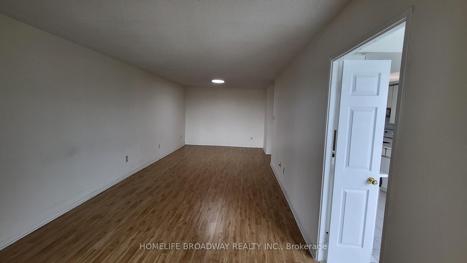 Photo 4 of Unit 1118, 7805 Bayview Avenue, Markham, Aileen-Willowbrook — HOMEH
