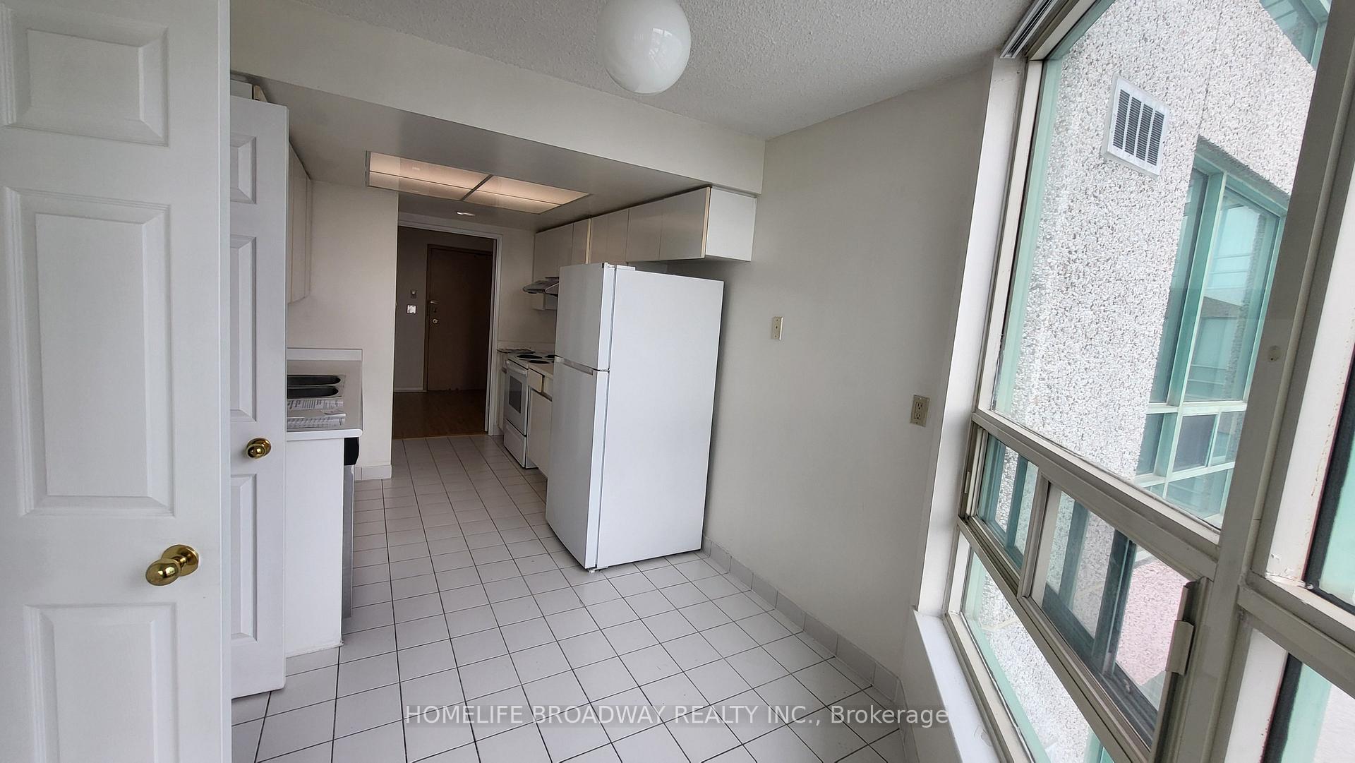 Photo 7 of Unit 1118, 7805 Bayview Avenue, Markham, Aileen-Willowbrook — HOMEH