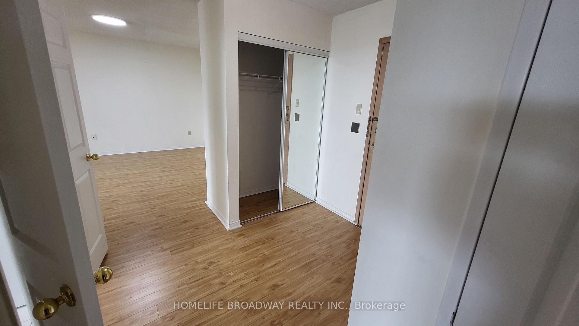 Photo 11 of Unit 1118, 7805 Bayview Avenue, Markham, Aileen-Willowbrook — HOMEH