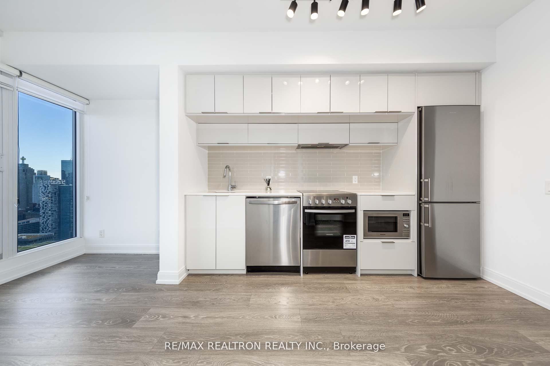 Photo 5 of Unit 5507, 181 Dundas Street E, Toronto, Moss Park — HOMEH