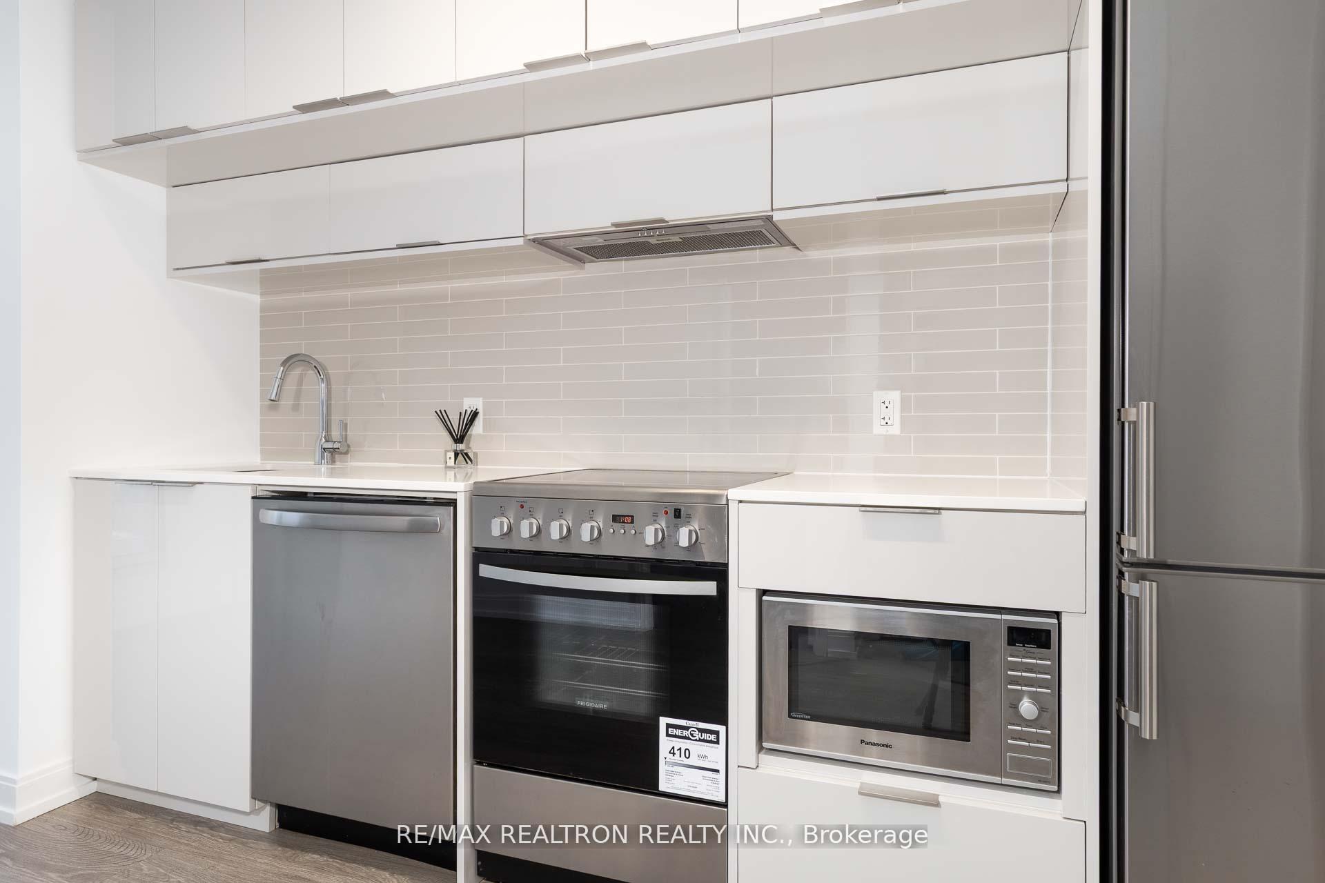Photo 3 of Unit 5507, 181 Dundas Street E, Toronto, Moss Park — HOMEH
