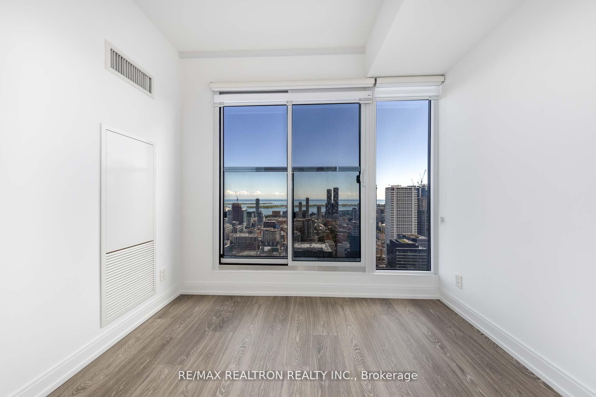 Photo 9 of Unit 5507, 181 Dundas Street E, Toronto, Moss Park — HOMEH
