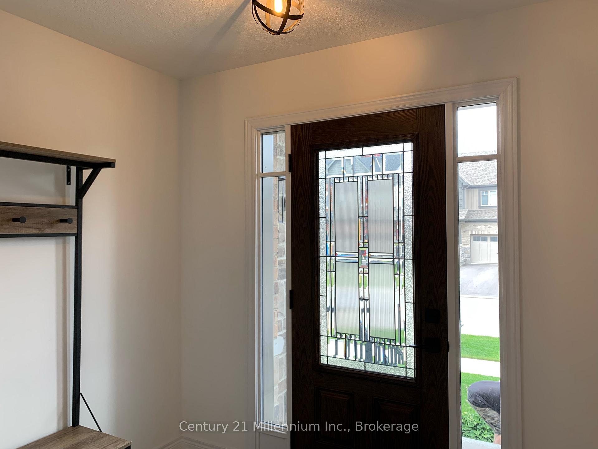 Photo 6 of 47 Foley Crescent, Collingwood — HOMEH