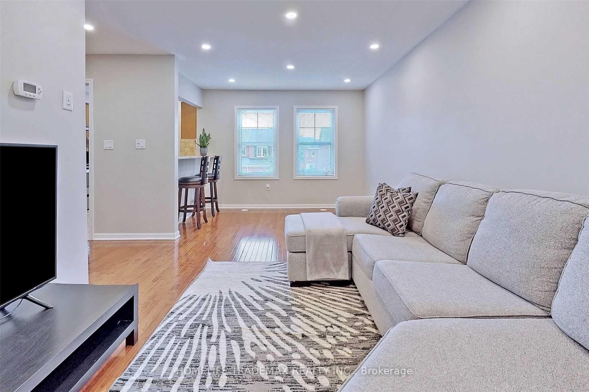 Photo 22 of 933 Hasselfeldt Heights, Milton, Coates — HOMEH