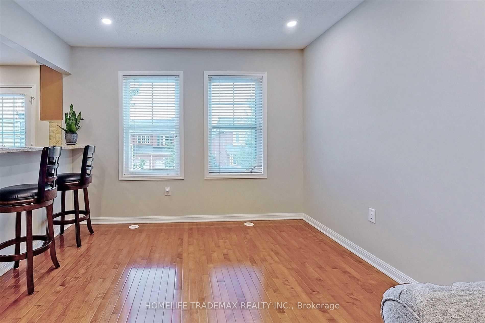 Photo 25 of 933 Hasselfeldt Heights, Milton, Coates — HOMEH